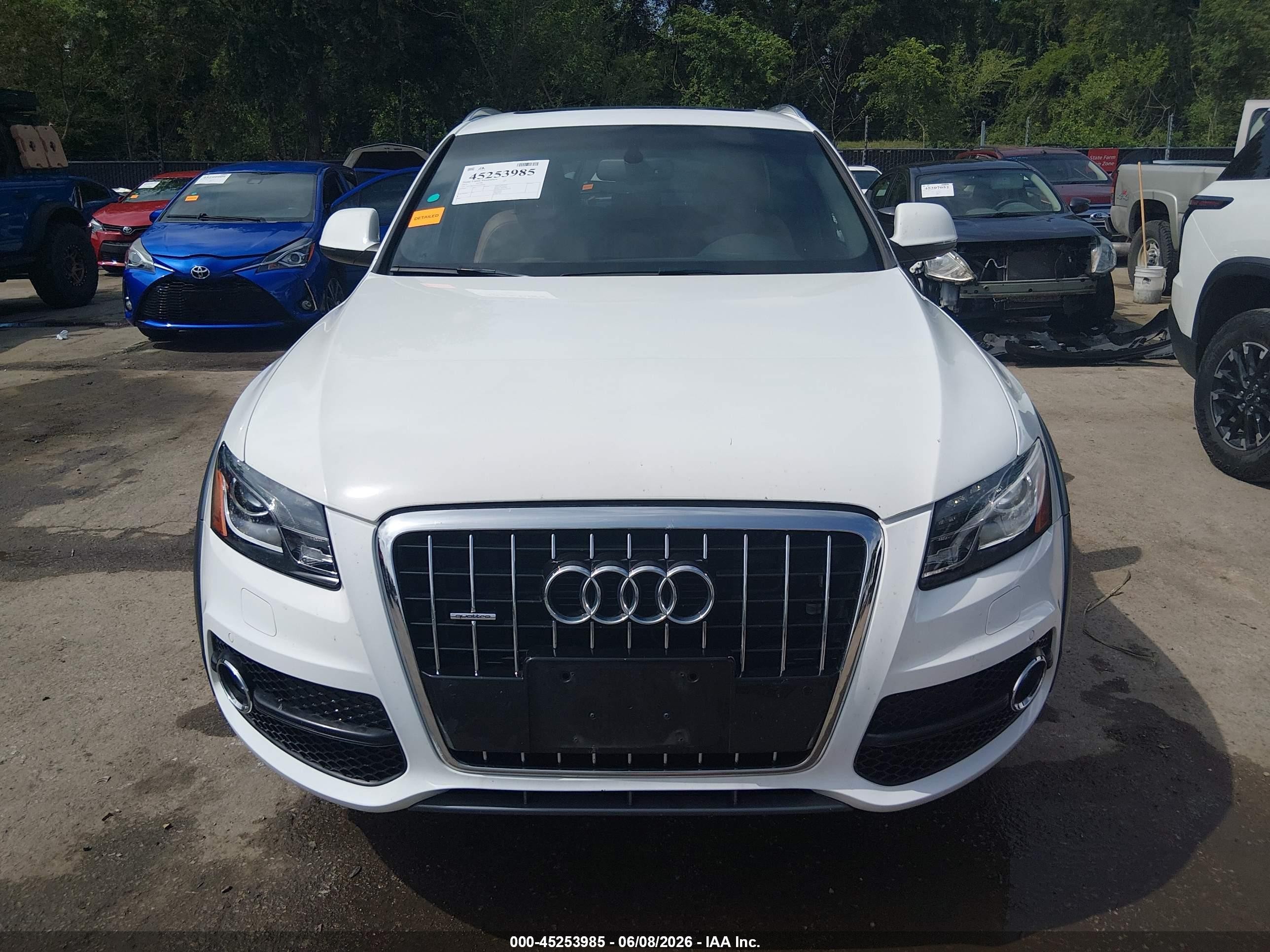 2012 Audi Q5 3.2 Premium Plus White vin: WA1DKAFP5CA060838