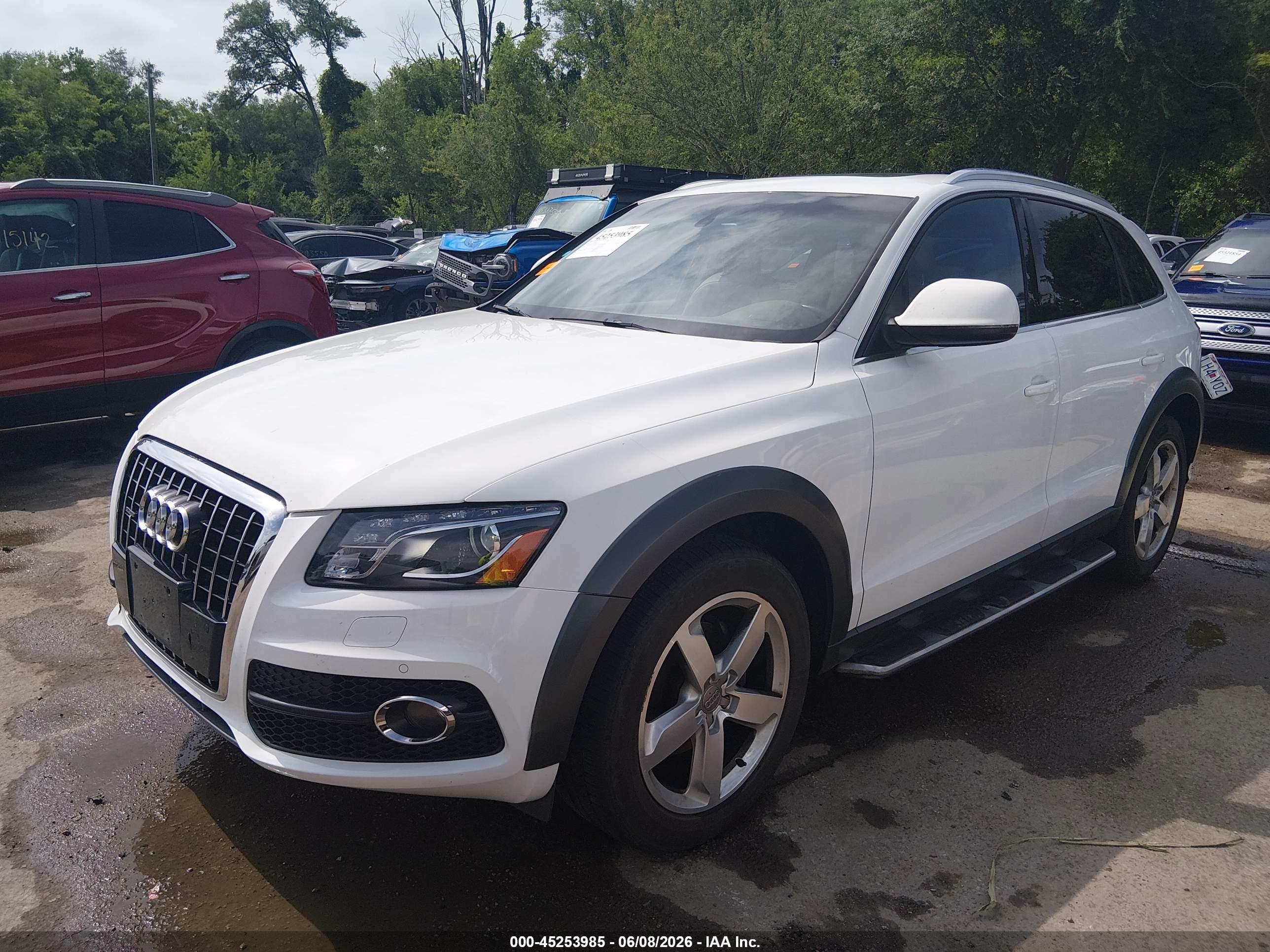 2012 Audi Q5 3.2 Premium Plus White vin: WA1DKAFP5CA060838