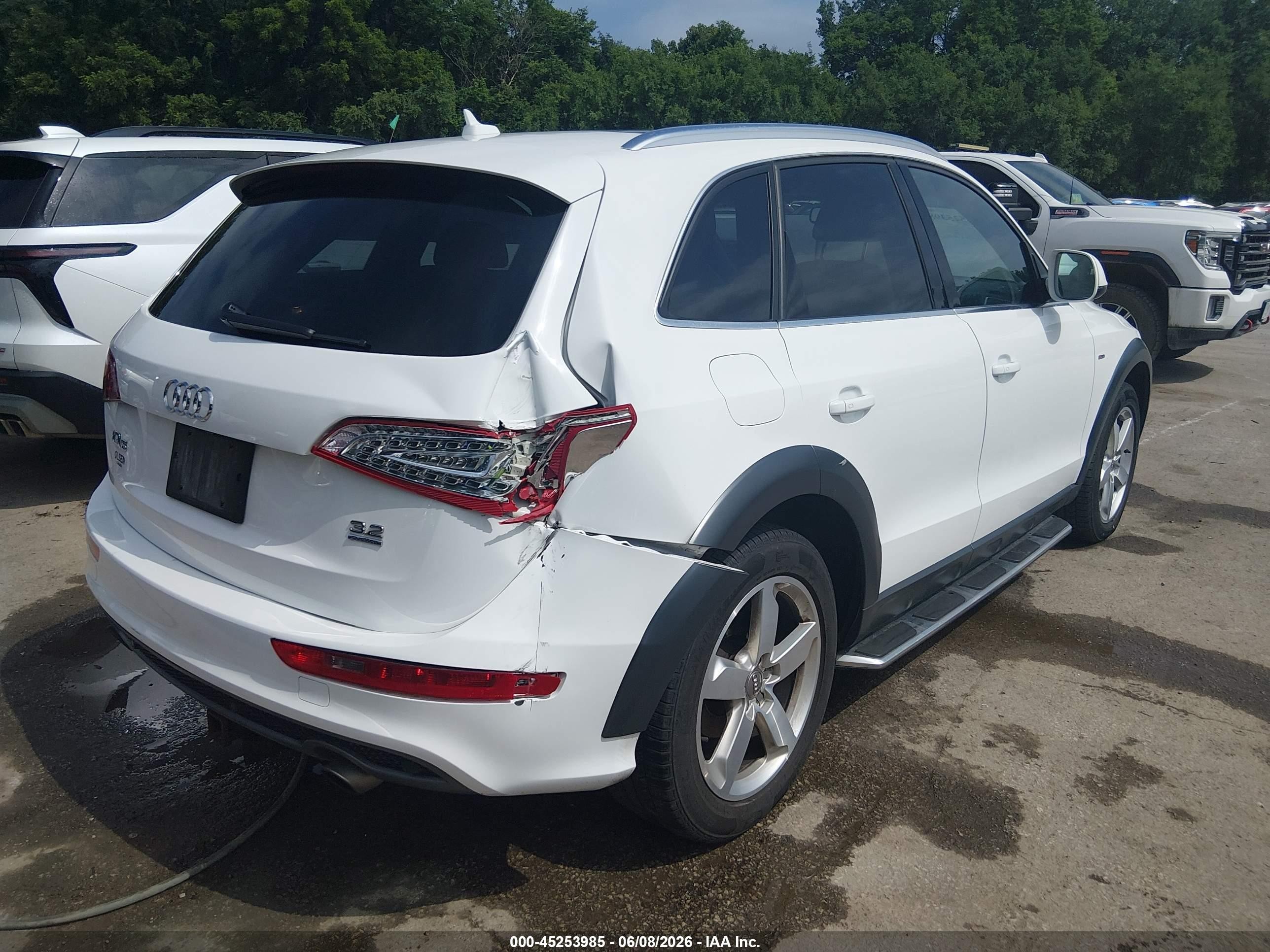 2012 Audi Q5 3.2 Premium Plus White vin: WA1DKAFP5CA060838