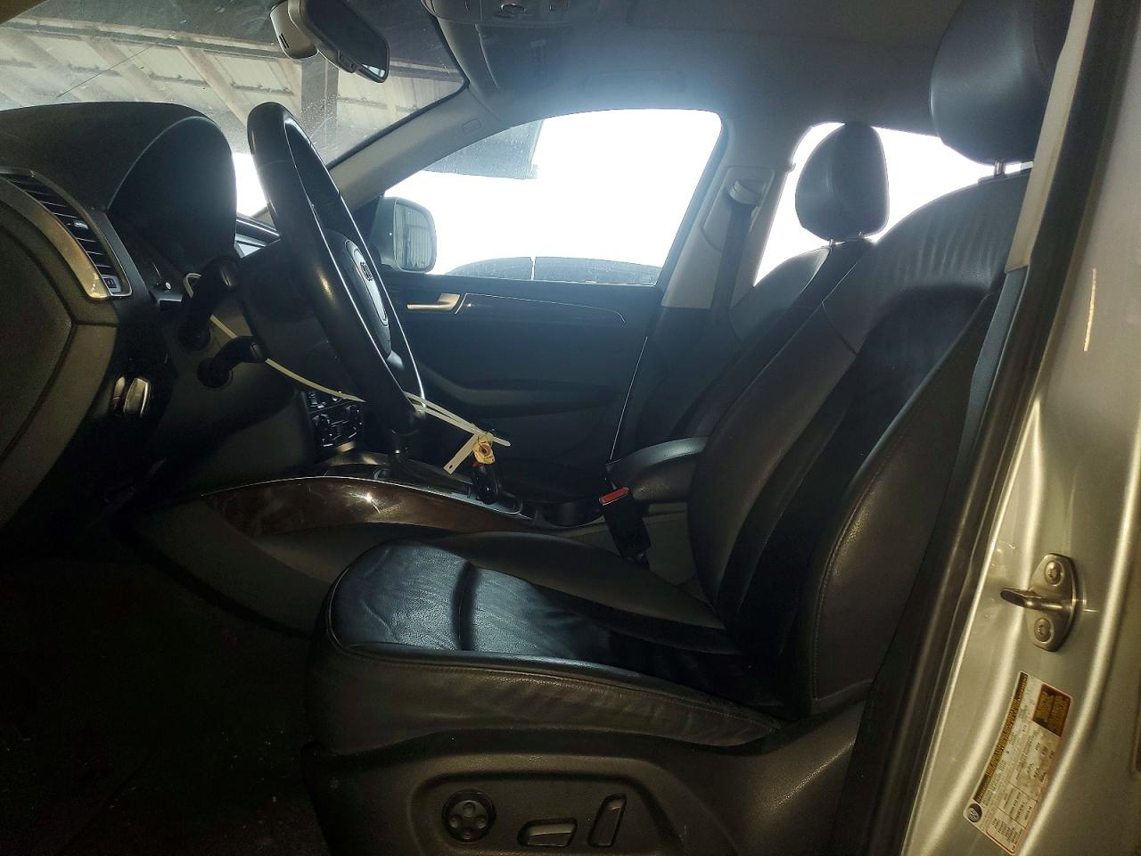 2011 Audi Q5 Premium Plus Gray vin: WA1DKAFP6BA037955