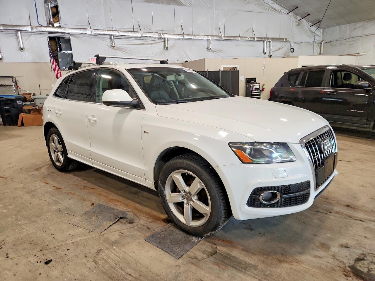 2012 Audi Q5 Premium Plus White vin: WA1DKAFP6CA023460