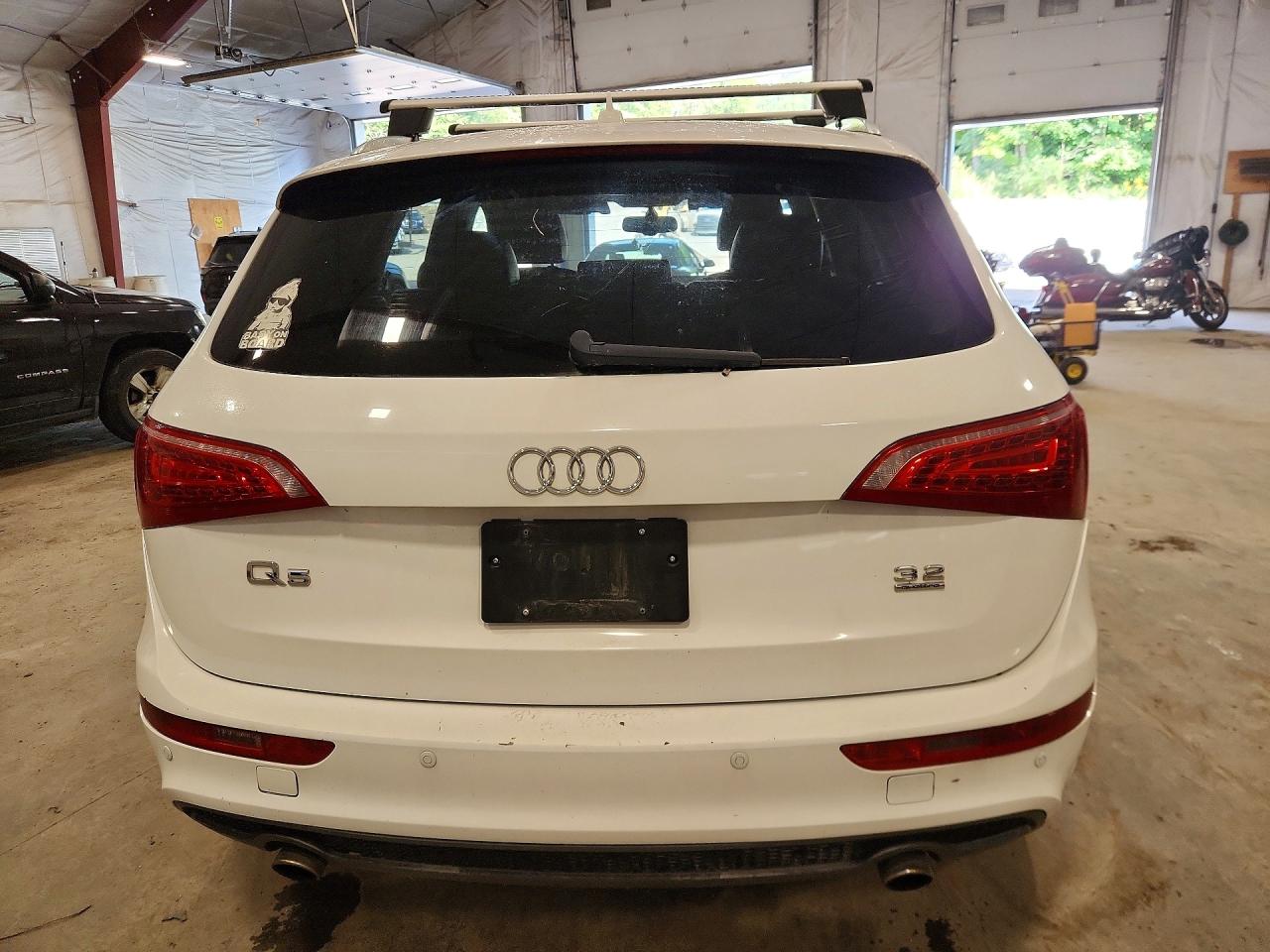 2012 Audi Q5 Premium Plus White vin: WA1DKAFP6CA023460