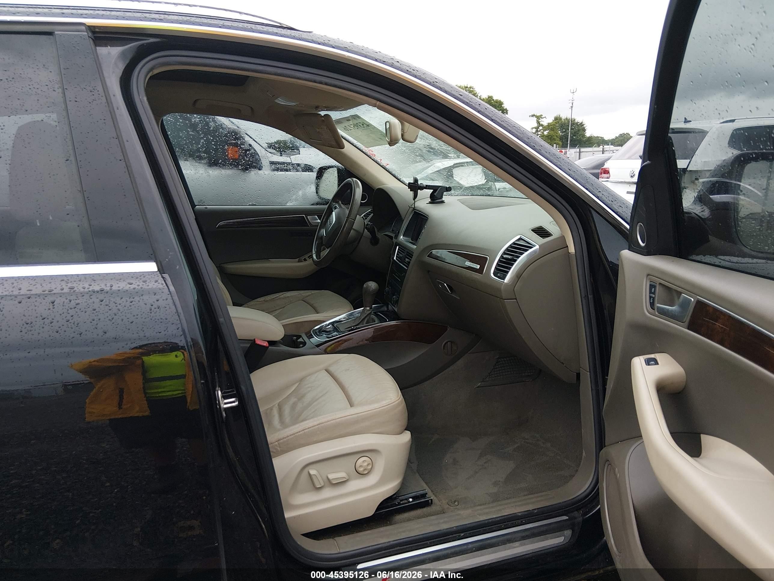 2012 Audi Q5 3.2 Premium Plus Black vin: WA1DKAFP6CA136678