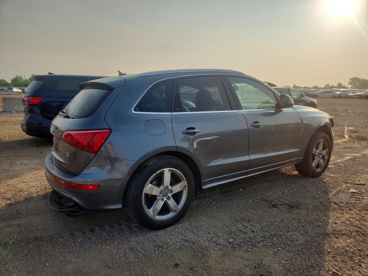 2012 Audi Q5 Premium Plus Silver vin: WA1DKAFP7CA049582