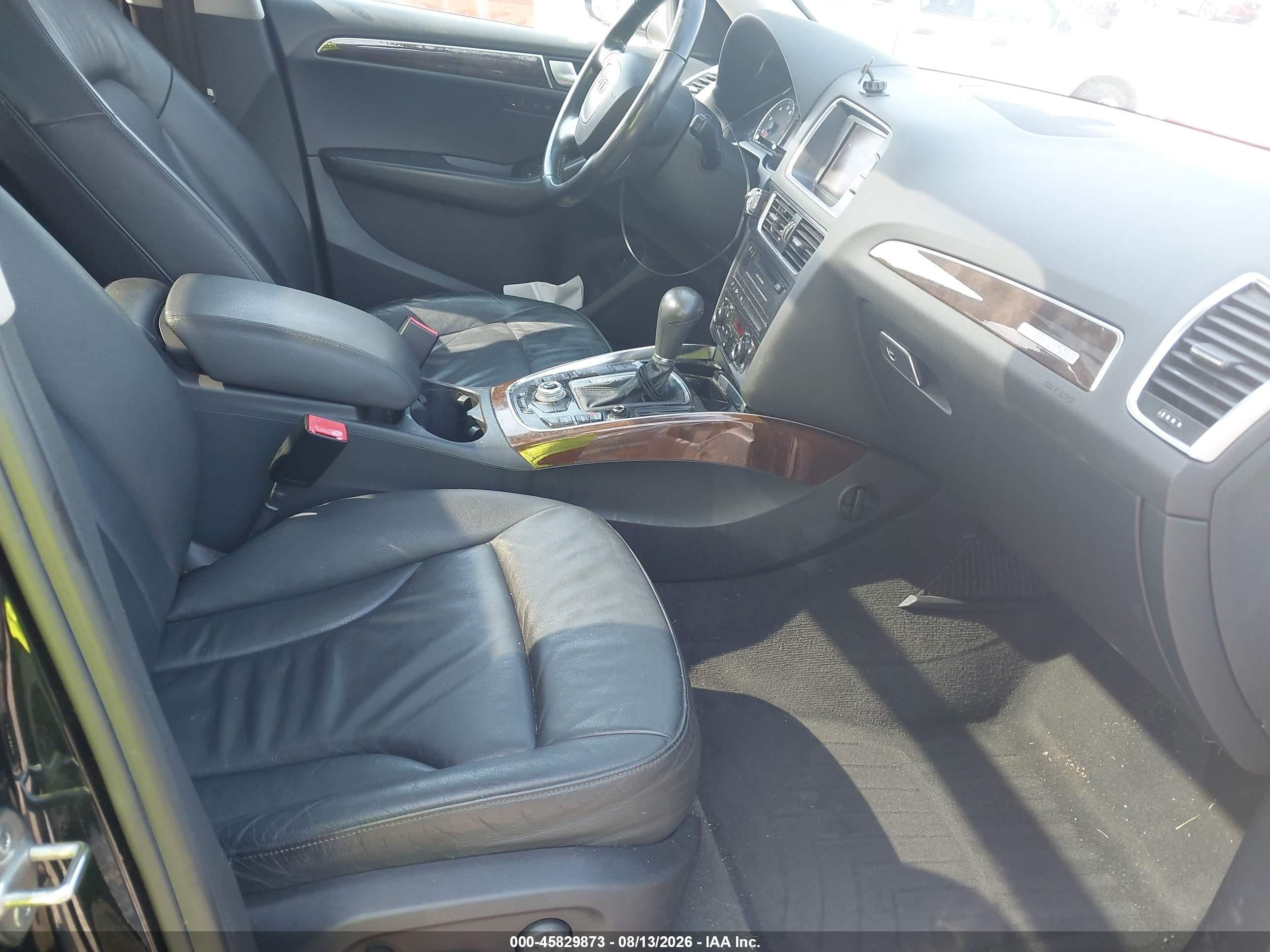 2011 Audi Q5 3.2 Premium Plus Черный vin: WA1DKAFP8BA035317