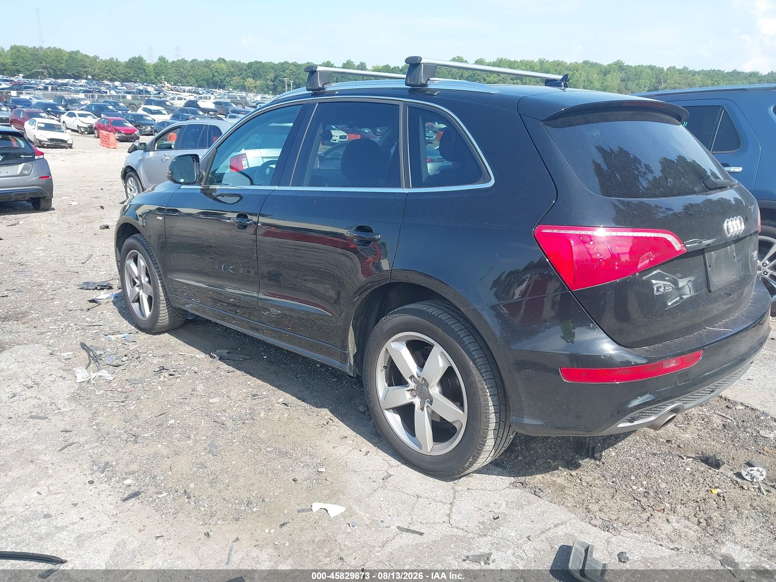 2011 Audi Q5 3.2 Premium Plus Черный vin: WA1DKAFP8BA035317