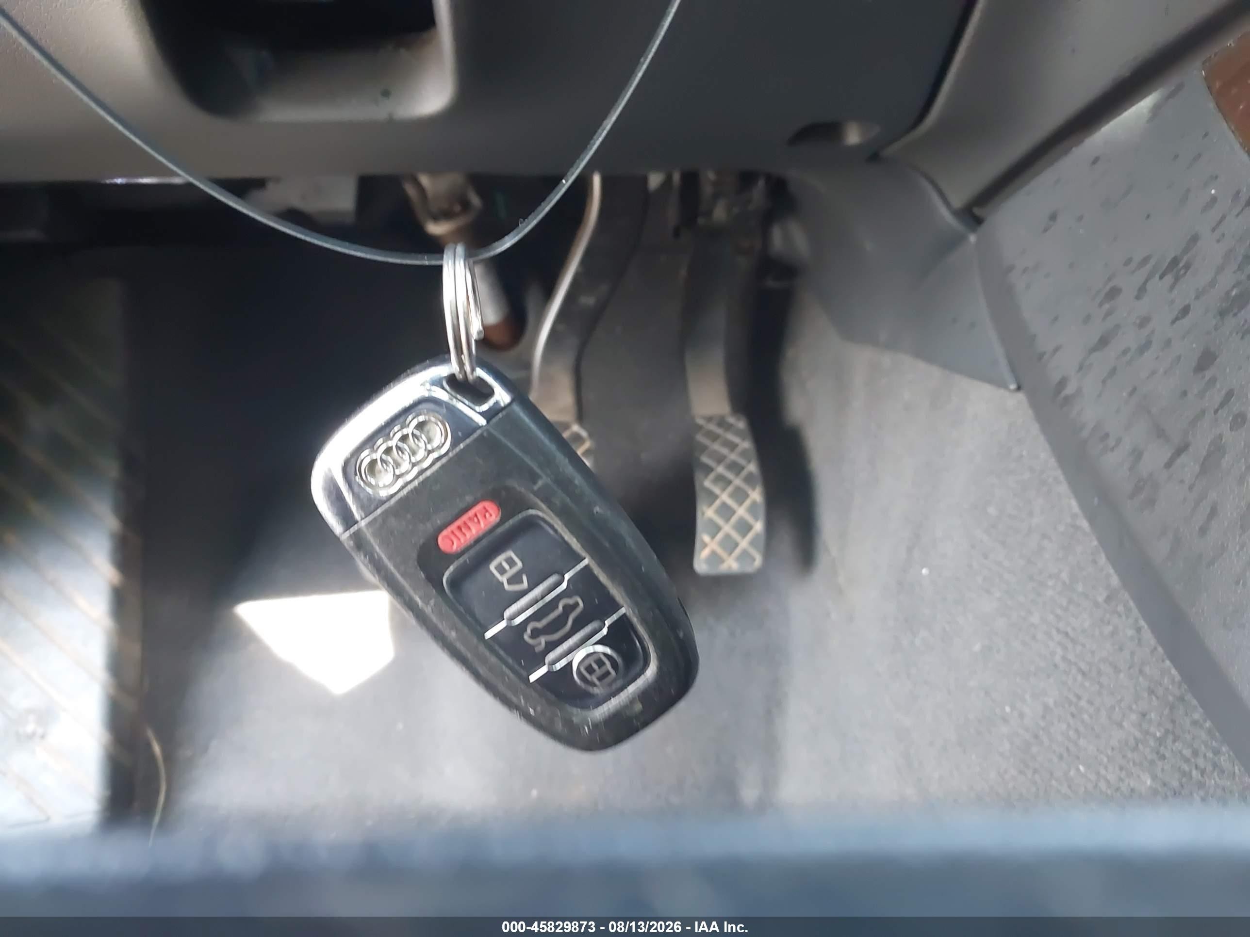 2011 Audi Q5 3.2 Premium Plus Черный vin: WA1DKAFP8BA035317