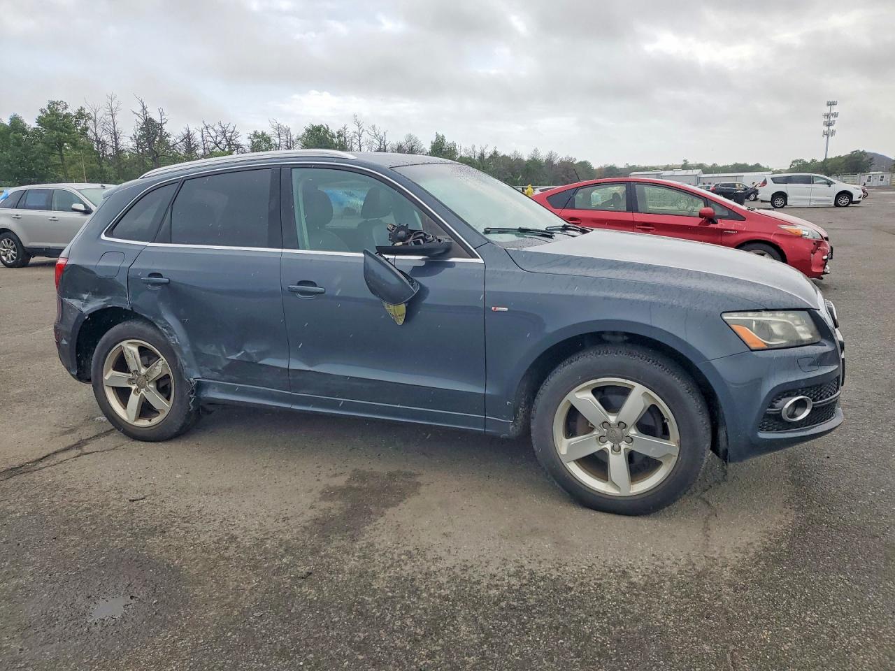 2011 Audi Q5 Premium Plus Gray vin: WA1DKAFP8BA080144