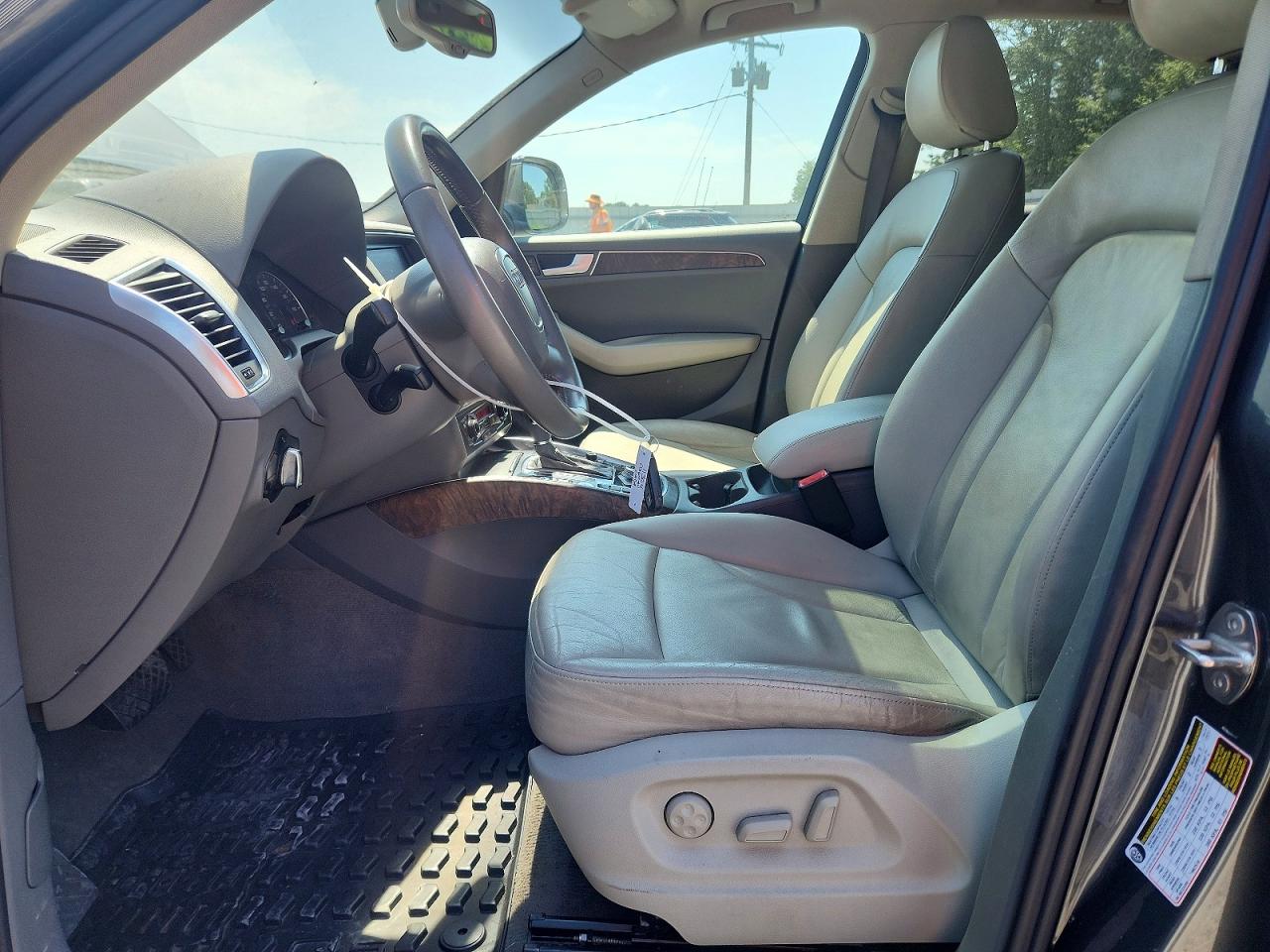 2012 Audi Q5 Premium Plus Серый vin: WA1DKAFP8CA035156