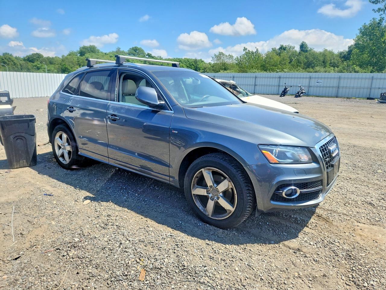 2012 Audi Q5 Premium Plus Gray vin: WA1DKAFP8CA091775