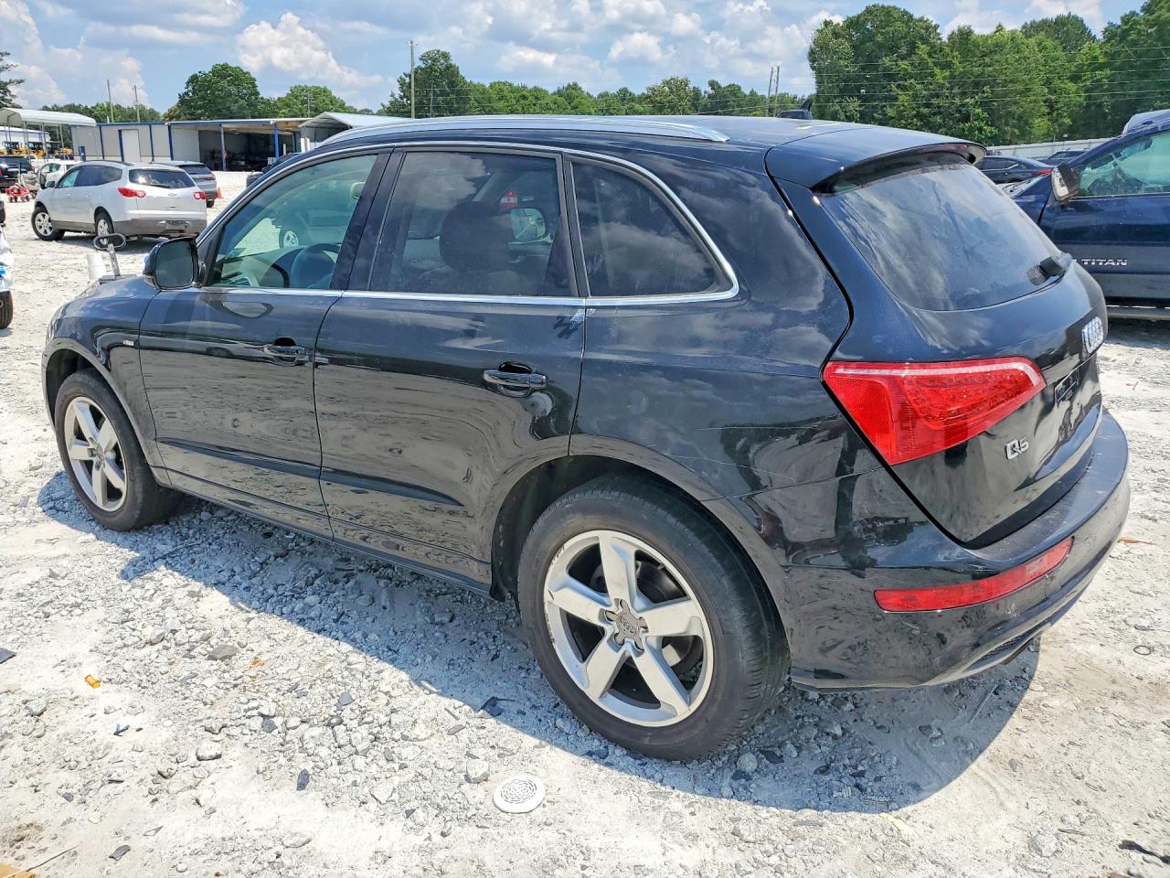 2011 Audi Q5 Premium Plus Black vin: WA1DKAFP9BA077768