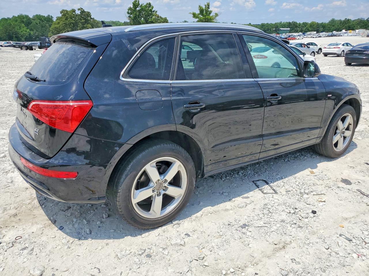 2011 Audi Q5 Premium Plus Black vin: WA1DKAFP9BA077768