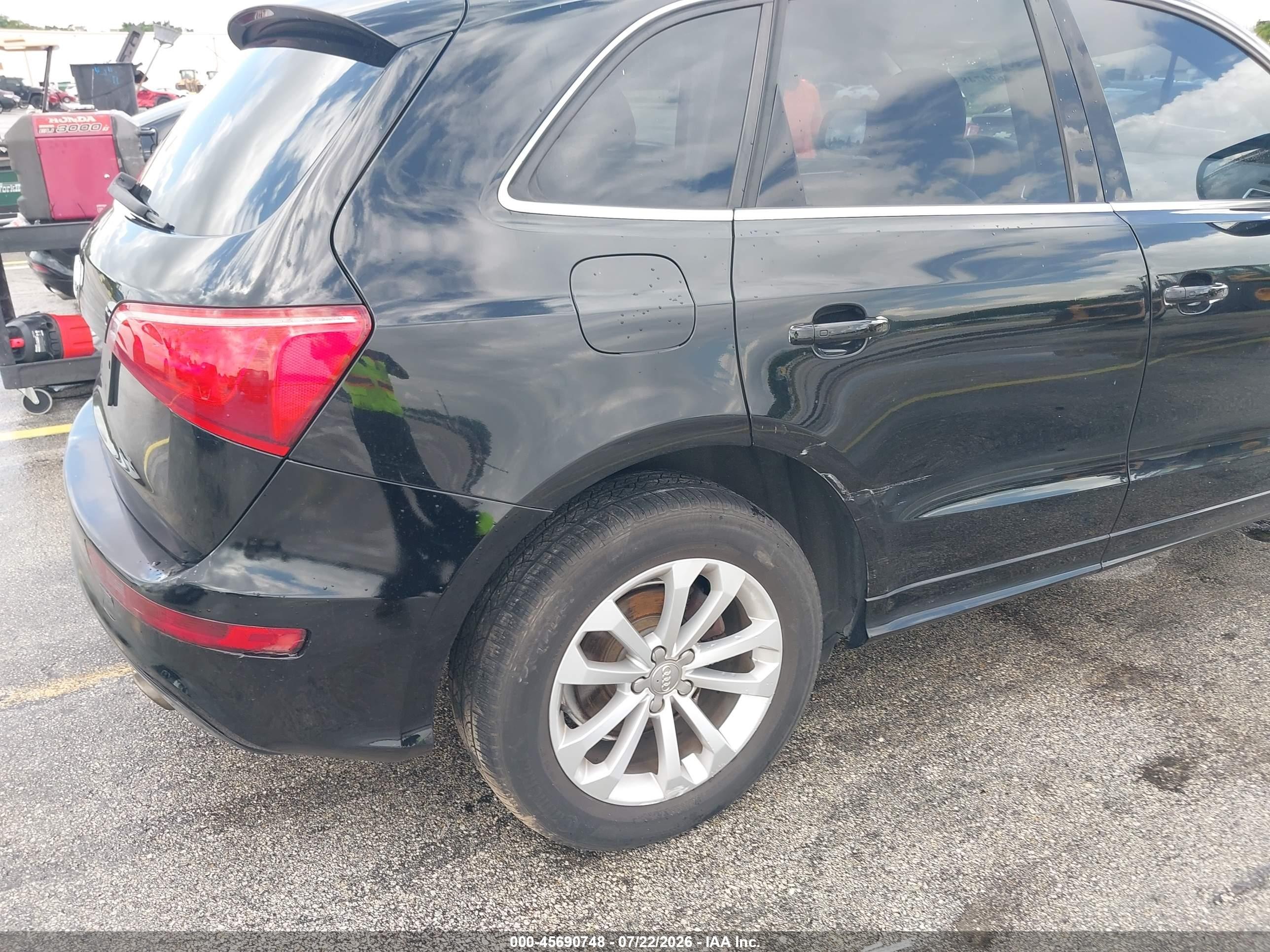 2012 Audi Q5 3.2 Premium Plus Black vin: WA1DKAFP9CA128316