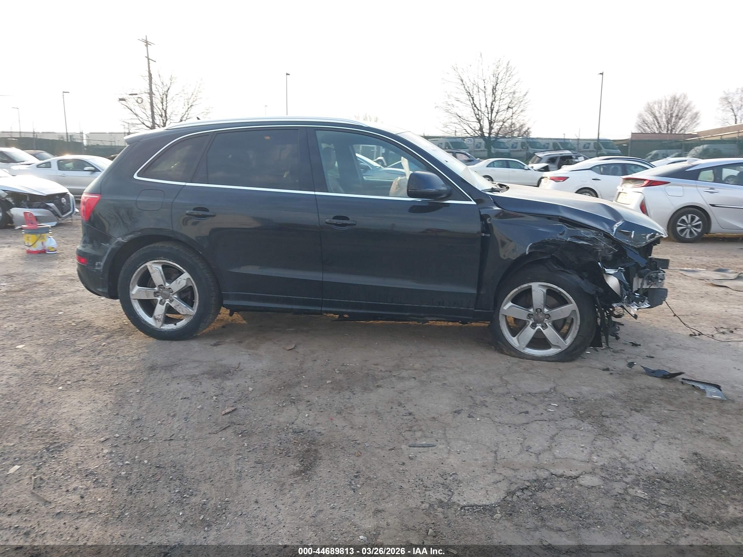 2011 Audi Q5 3.2 Premium Plus Black vin: WA1DKAFPXBA110826