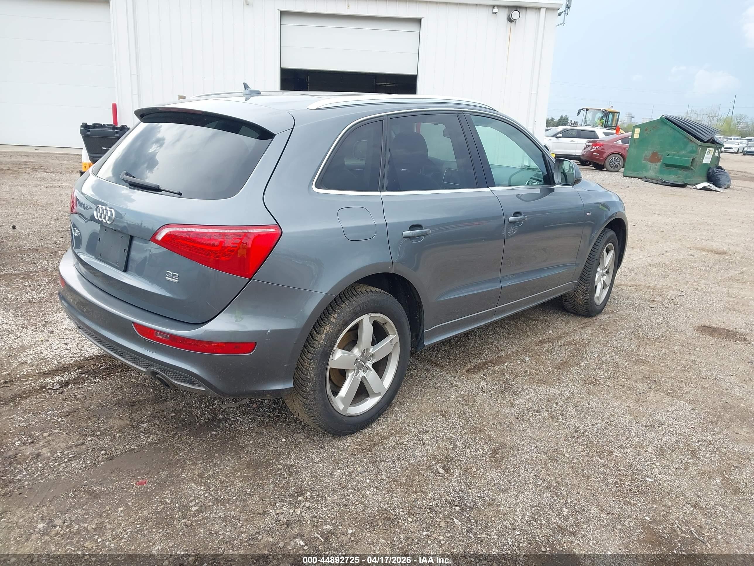 2012 Audi Q5 3.2 Premium Plus Gray vin: WA1DKBFP9CA011728
