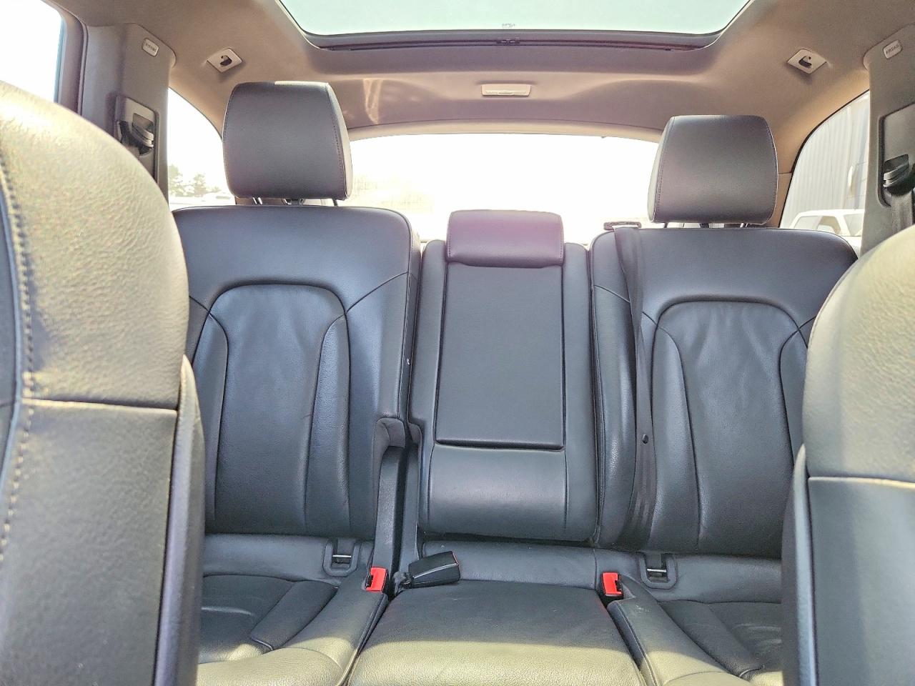 2014 Audi Q7 Prestige Gray vin: WA1DMCFE9ED001975