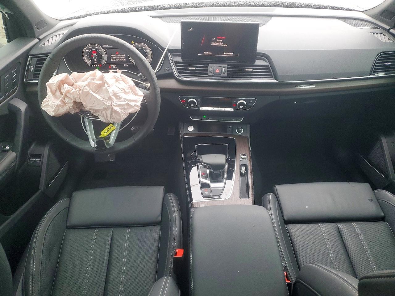 2024 Audi Q5 E Premium Plus 55 Black vin: WA1E2AFY2R2121854