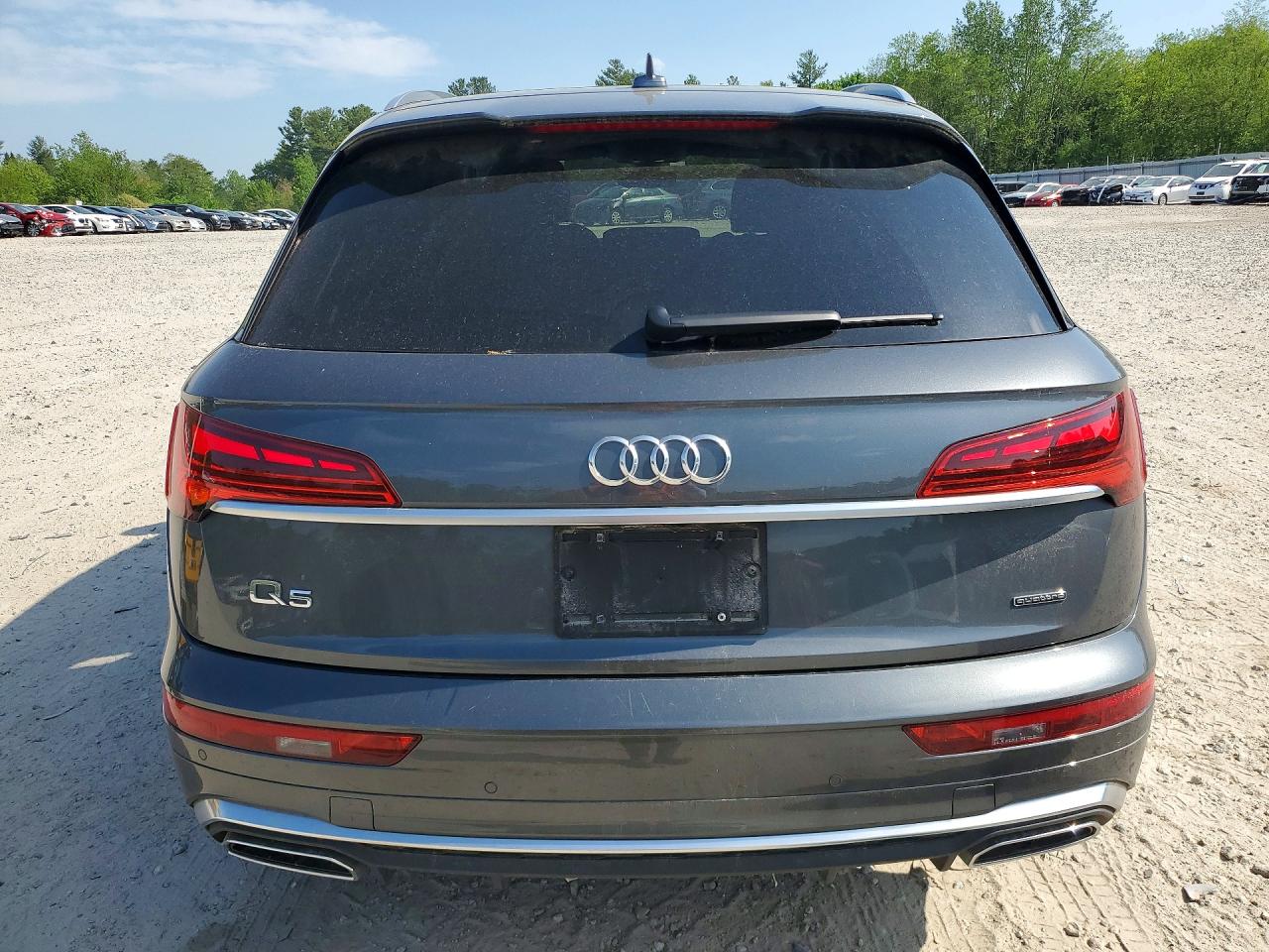 2025 Audi Q5 E Premium Plus 55 Gray vin: WA1E2AFY5S2010138