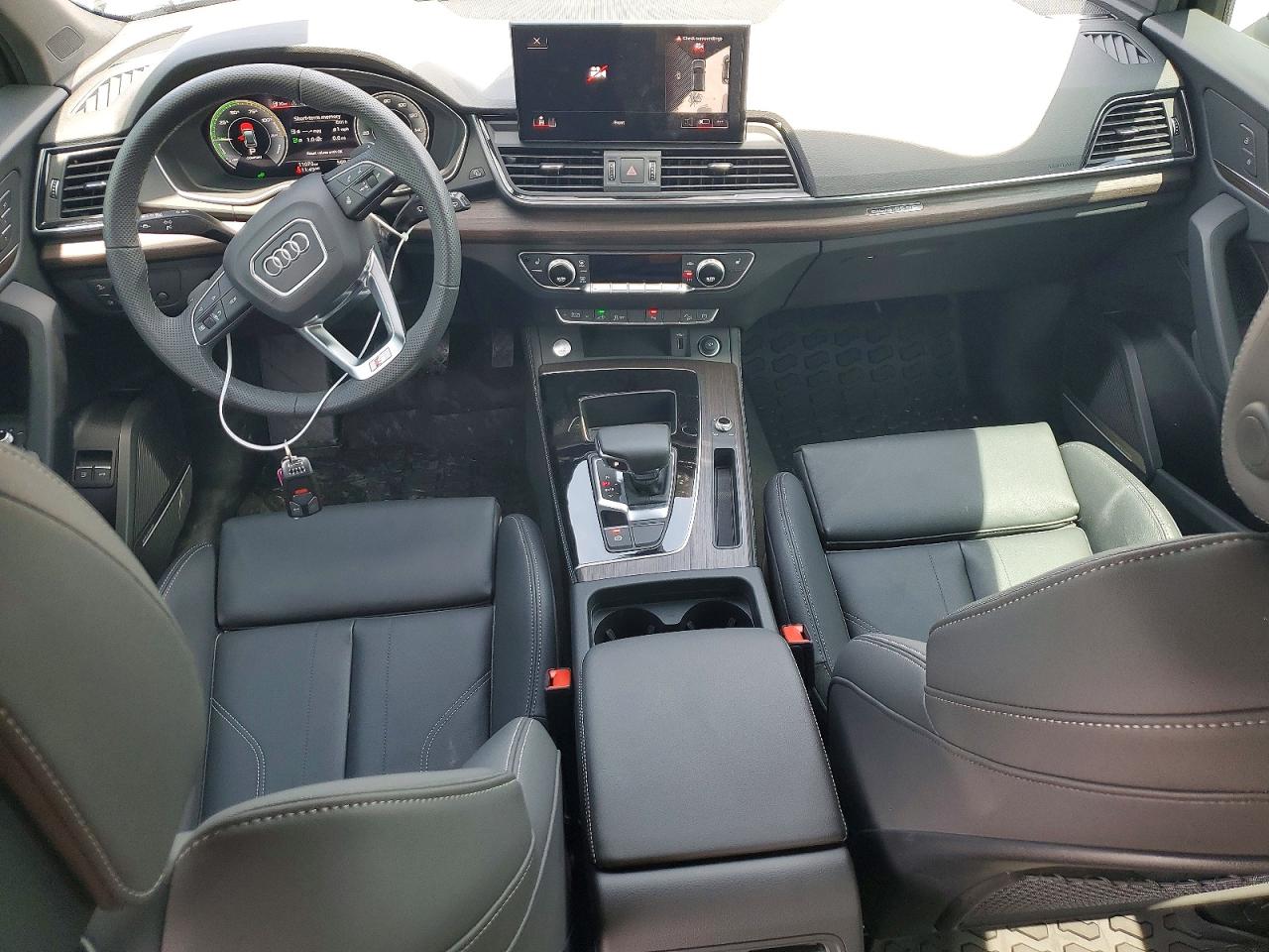 2025 Audi Q5 E Premium Plus 55 Gray vin: WA1E2AFY5S2064474