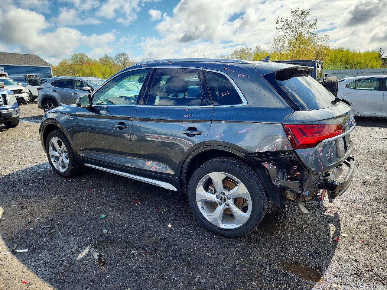 2024 Audi Q5 Premium Plus 45 Серый vin: WA1EAAFY0R2021660