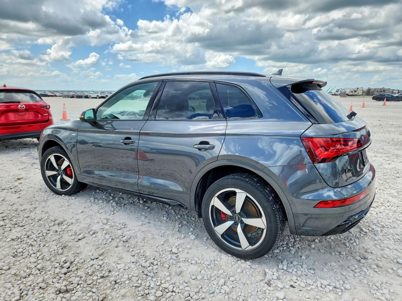 2024 Audi Q5 Premium Plus 45 Gray vin: WA1EAAFY0R2034795