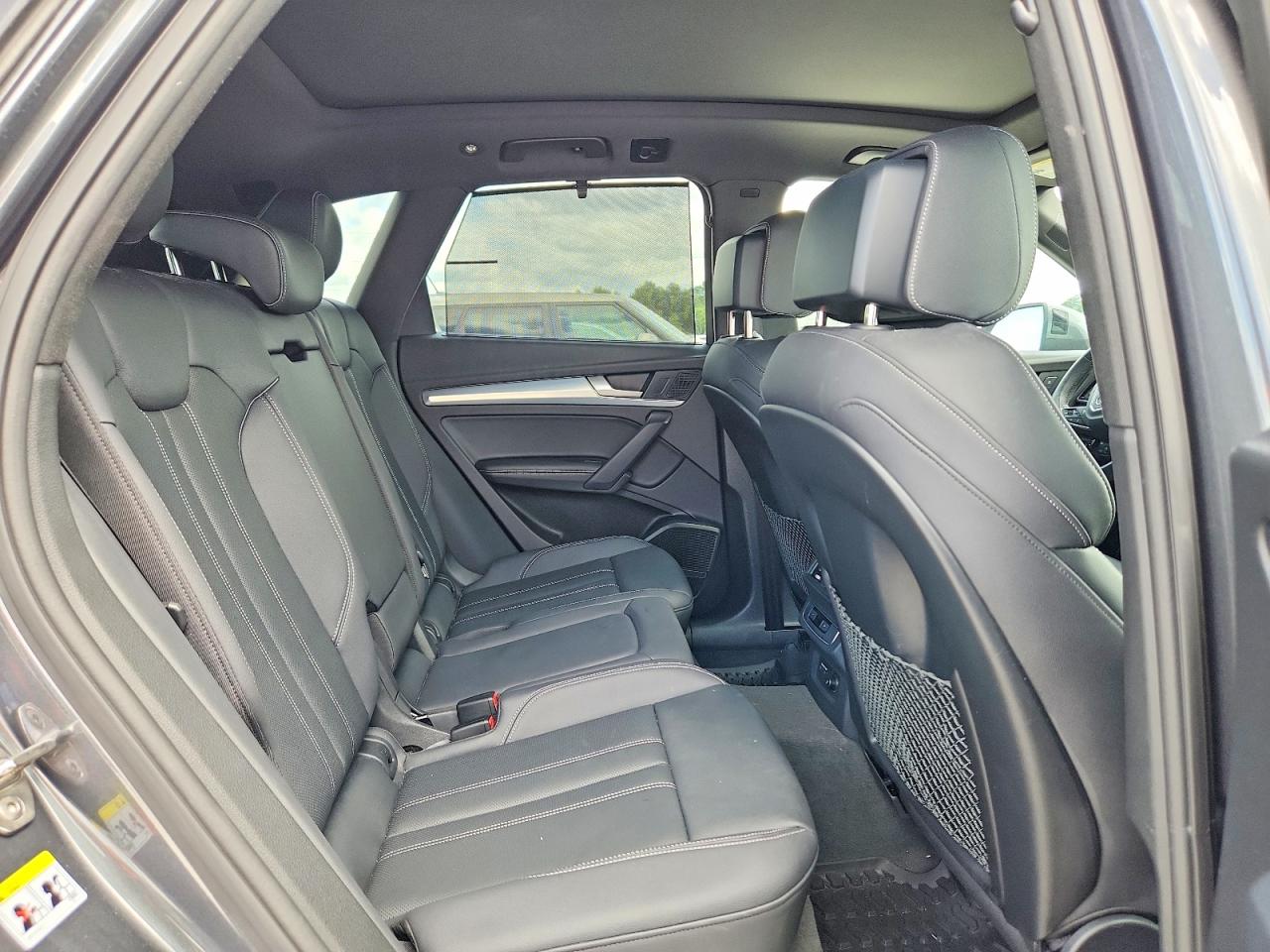 2024 Audi Q5 Premium Plus 45 Gray vin: WA1EAAFY0R2034795