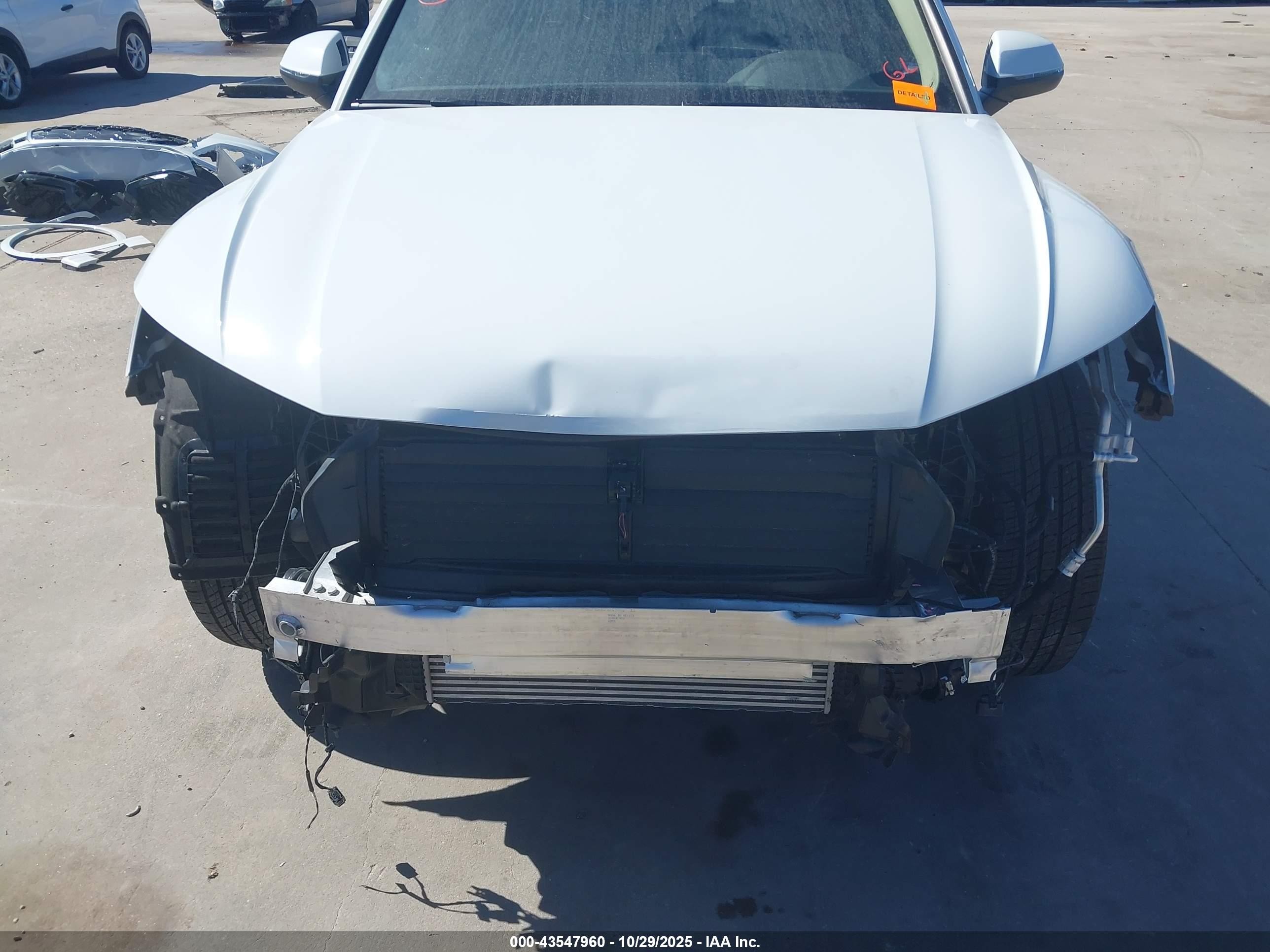 2024 Audi Q5 Premium Plus 45 Tfsi S Line Quattro White vin: WA1EAAFY0R2097041