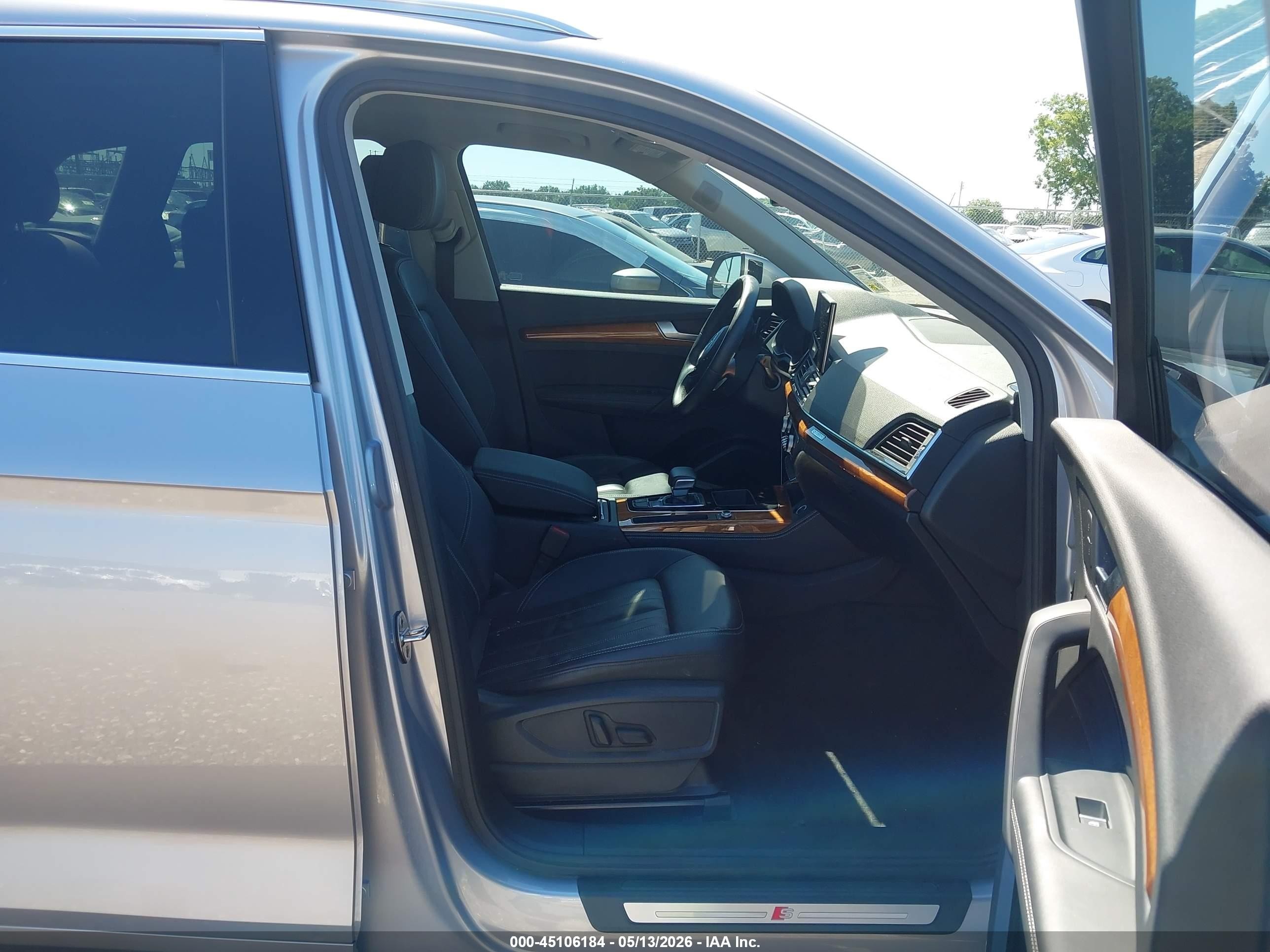 2022 Audi Q5 Premium Plus 45 Tfsi S Line Quattro S Tronic Серебряный vin: WA1EAAFY1N2114469