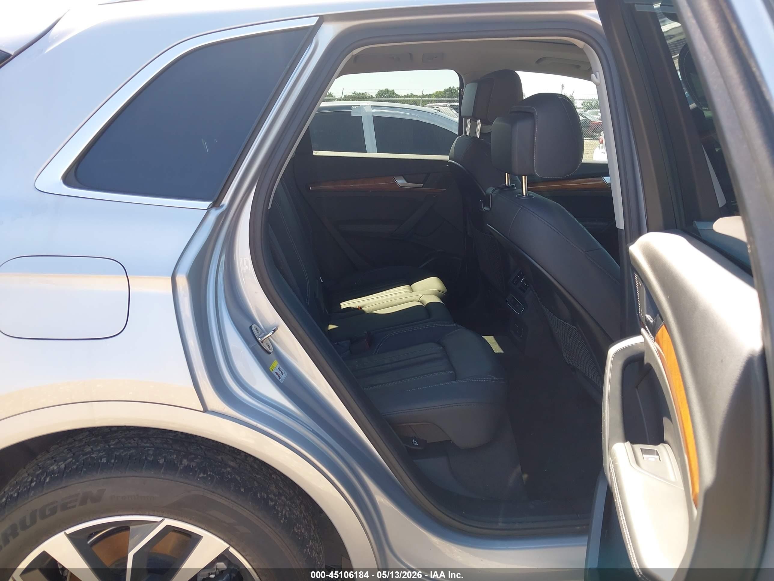 2022 Audi Q5 Premium Plus 45 Tfsi S Line Quattro S Tronic Серебряный vin: WA1EAAFY1N2114469