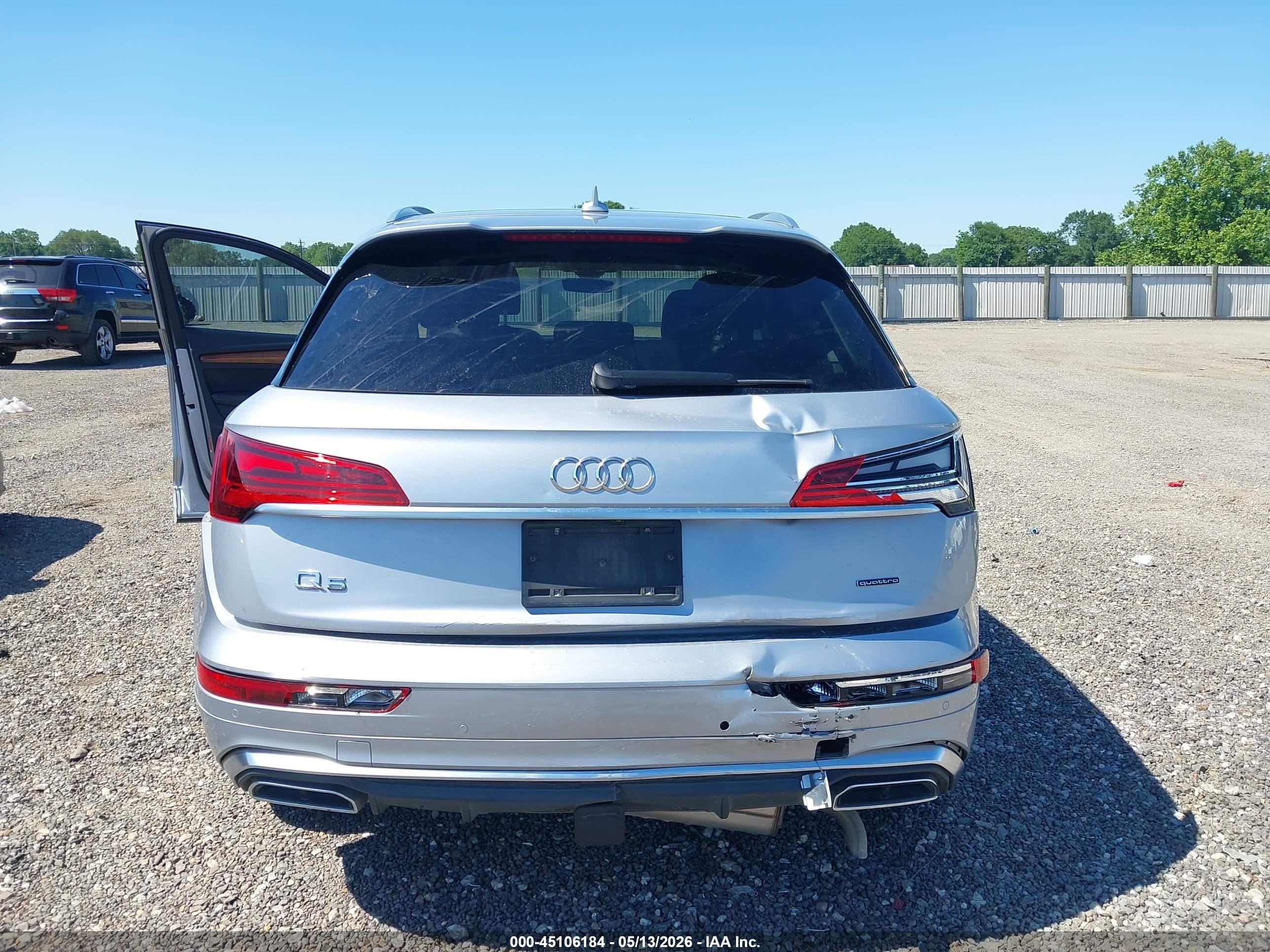 2022 Audi Q5 Premium Plus 45 Tfsi S Line Quattro S Tronic Серебряный vin: WA1EAAFY1N2114469