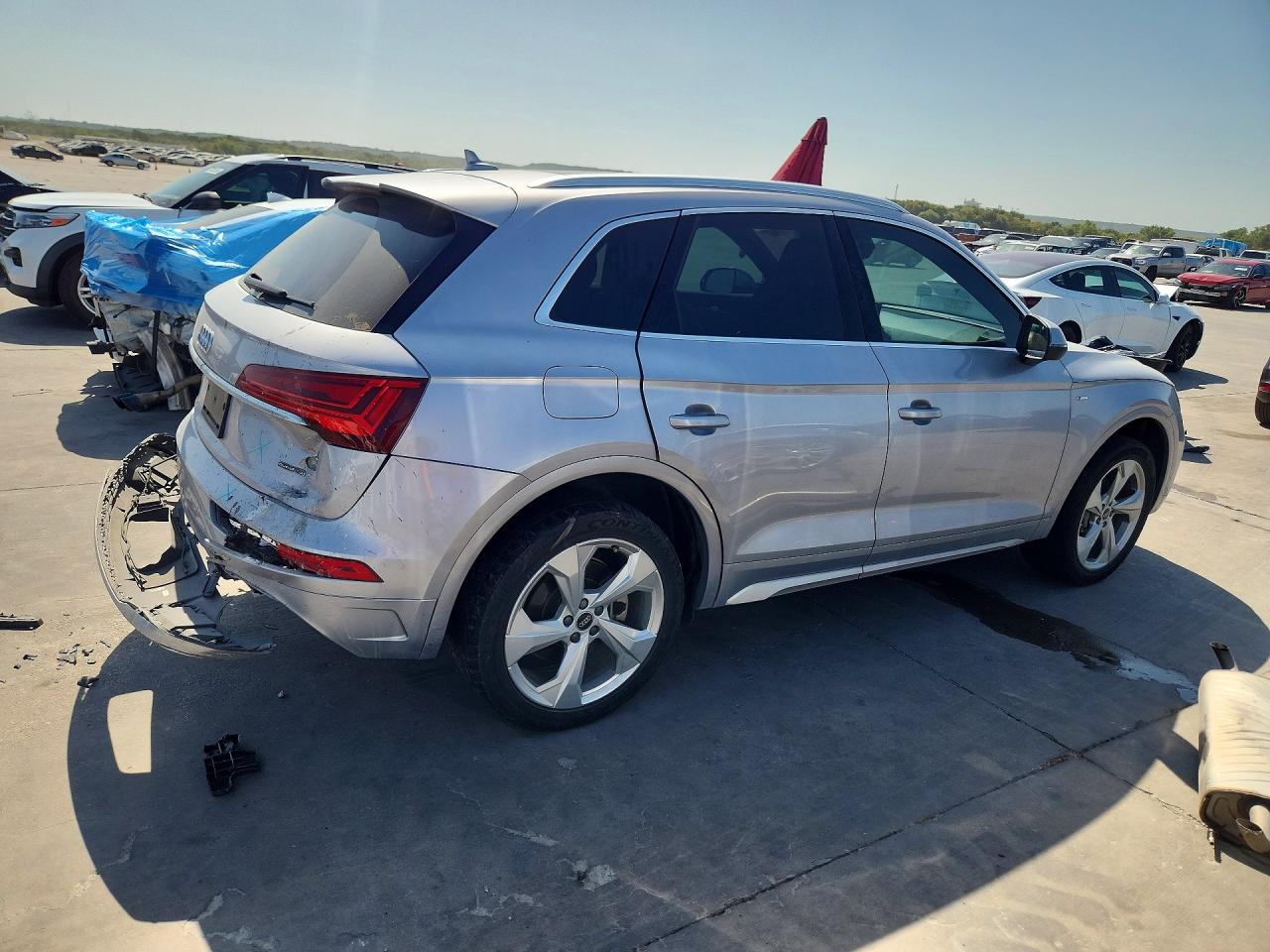 2022 Audi Q5 Premium Plus 45 Серебряный vin: WA1EAAFY2N2097083