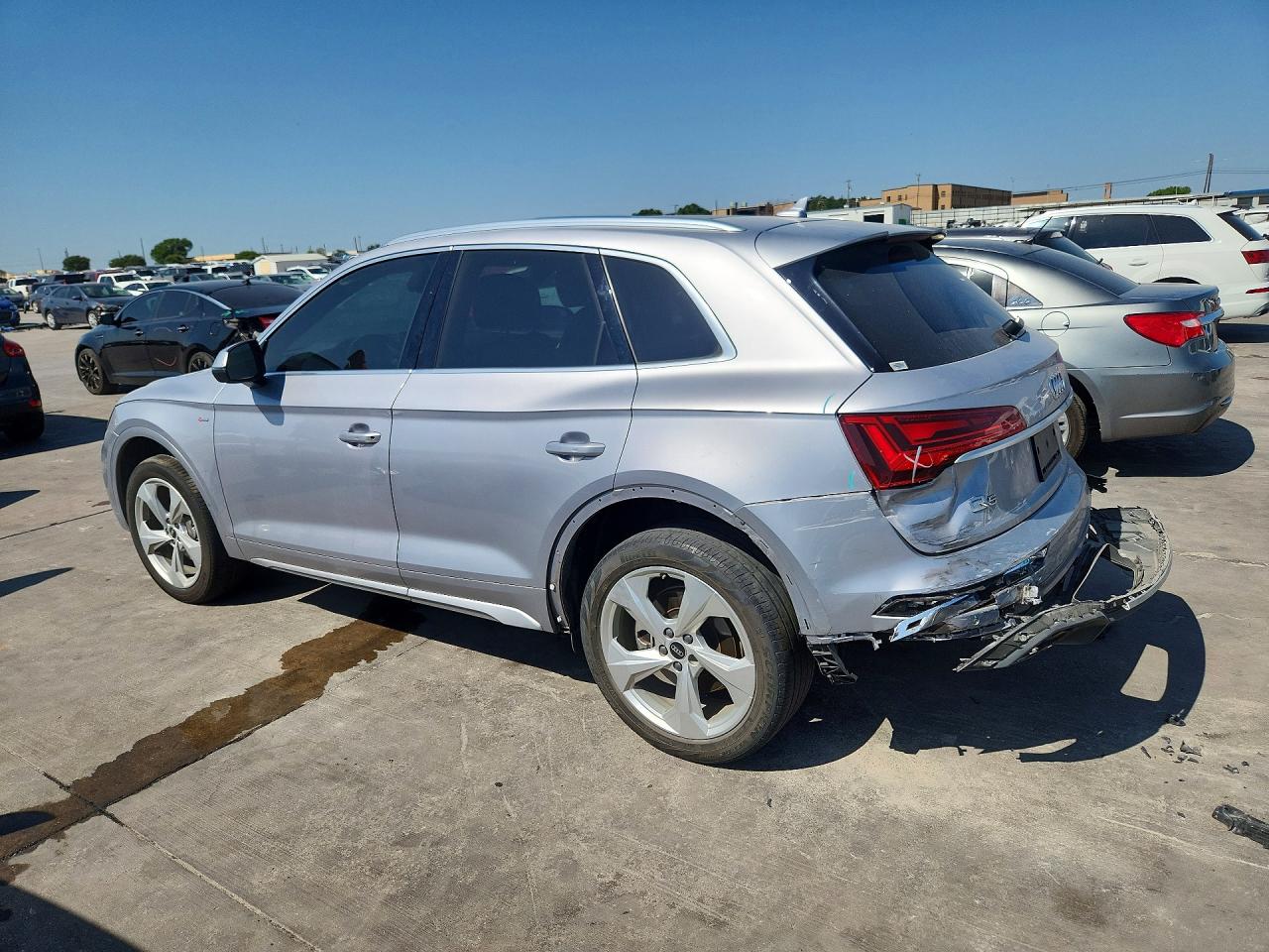 2022 Audi Q5 Premium Plus 45 Серебряный vin: WA1EAAFY2N2097083