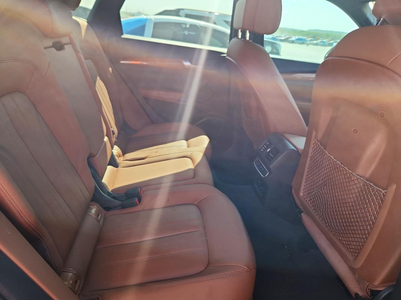 2022 Audi Q5 Premium Plus 45 Серебряный vin: WA1EAAFY2N2097083