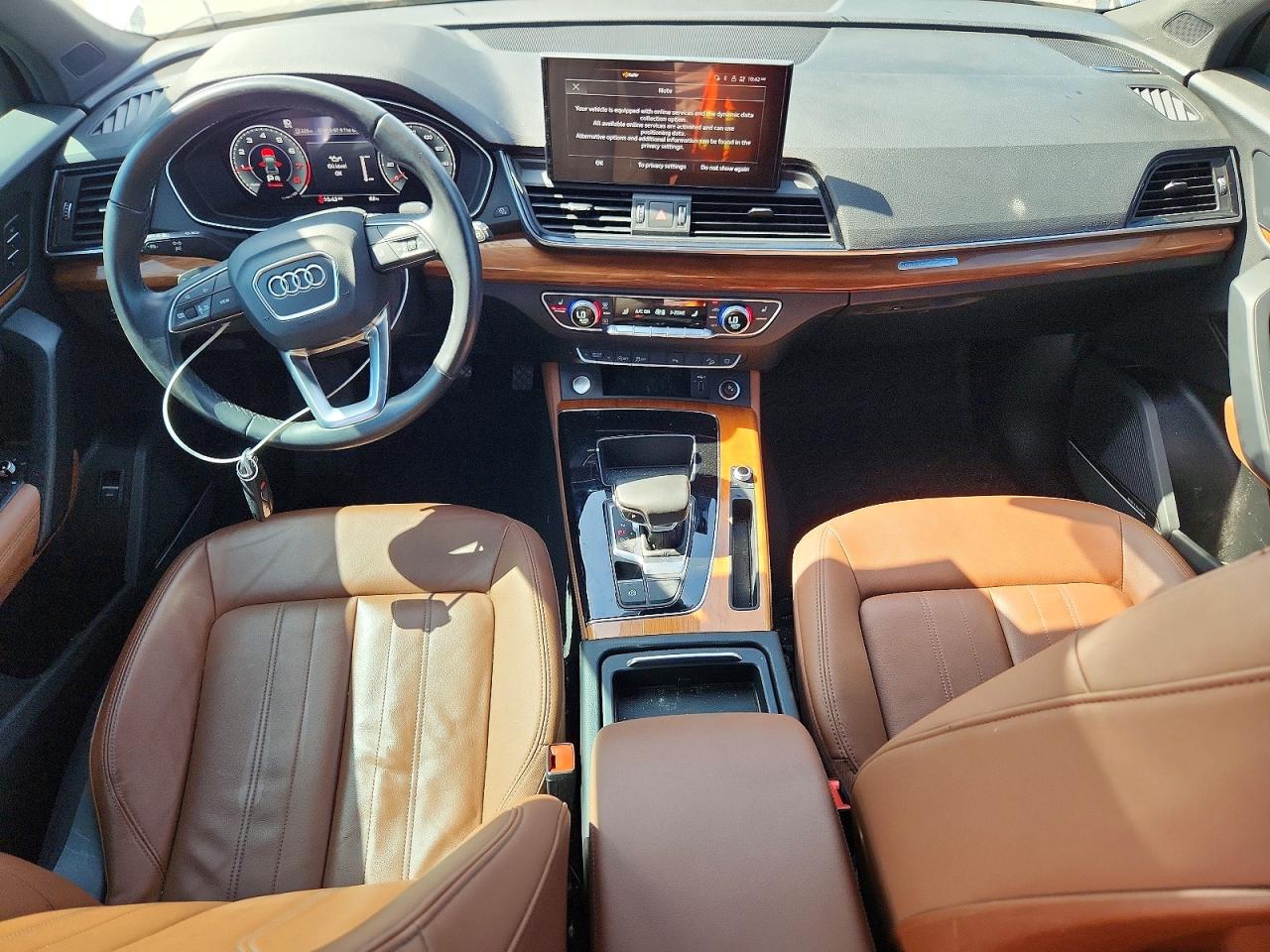2022 Audi Q5 Premium Plus 45 Серебряный vin: WA1EAAFY2N2097083