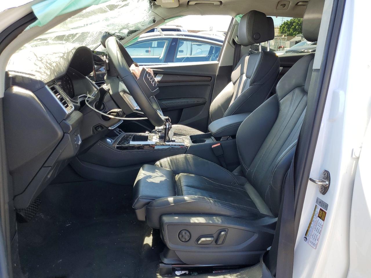 2024 Audi Q5 Premium Plus 45 White vin: WA1EAAFY2R2090608