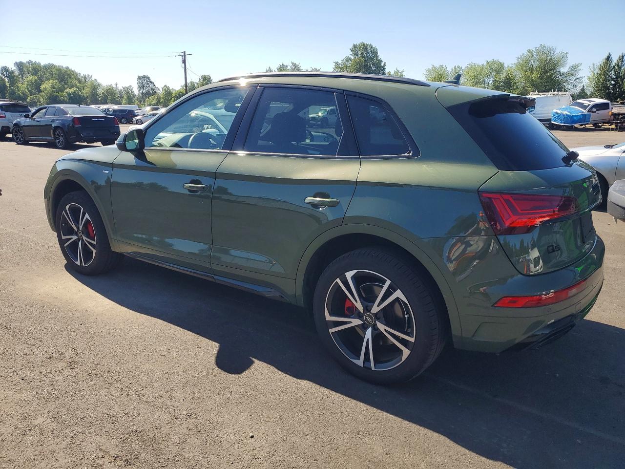 2025 Audi Q5 Premium Plus 45 Green vin: WA1EAAFY3S2017785