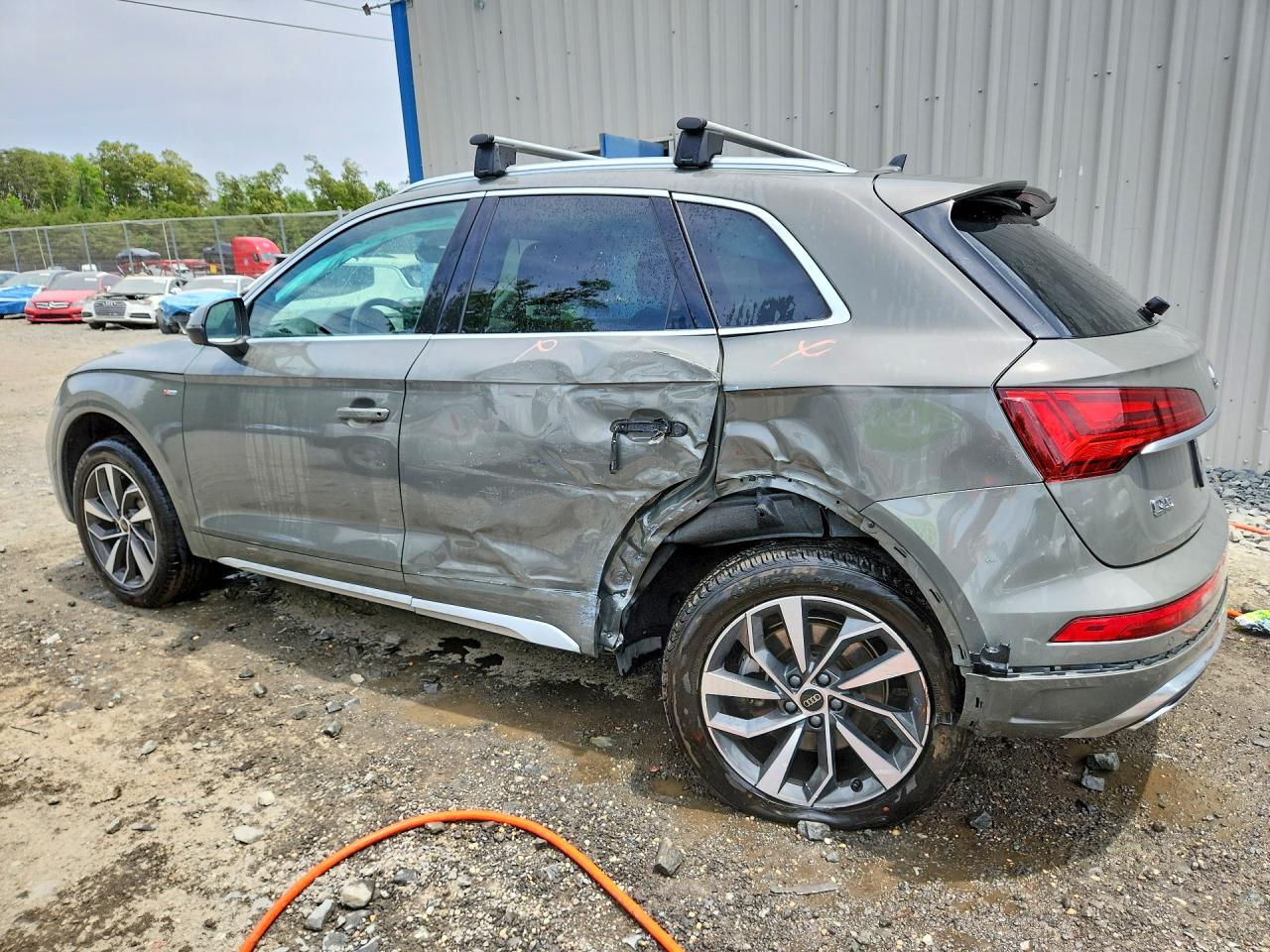 2024 Audi Q5 Premium Plus 45 Серый vin: WA1EAAFY9R2132403
