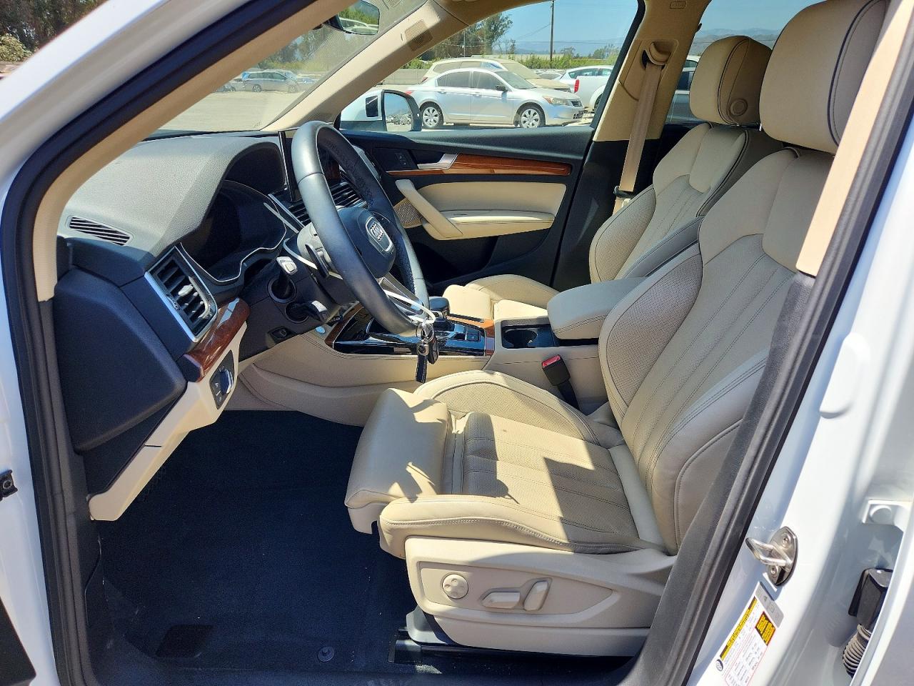 2023 Audi Q5 Premium Plus 45 Белый vin: WA1EAAFYXP2151992