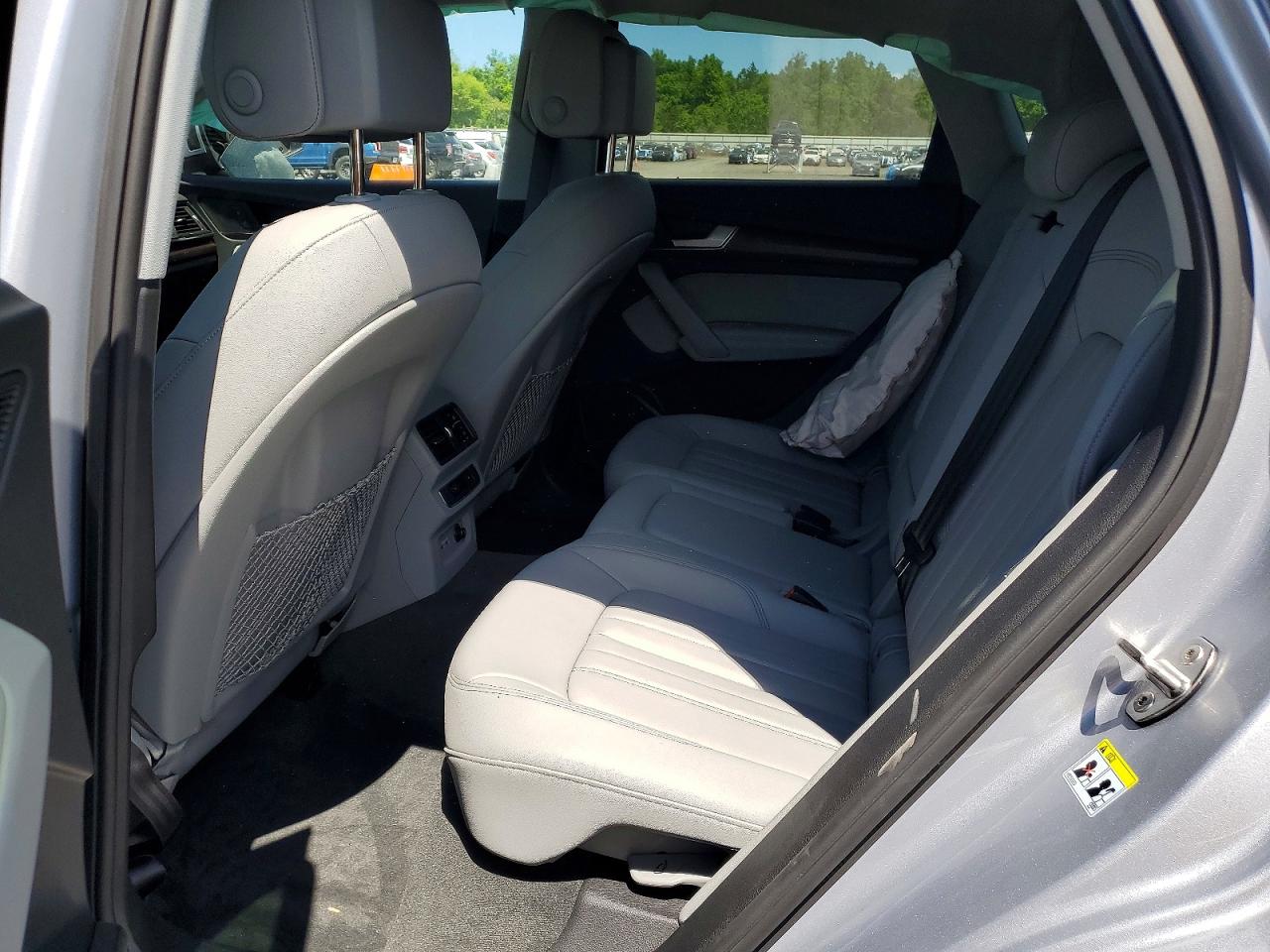 2023 Audi Q5 Premium Plus 45 Silver vin: WA1EABFY4P2047021