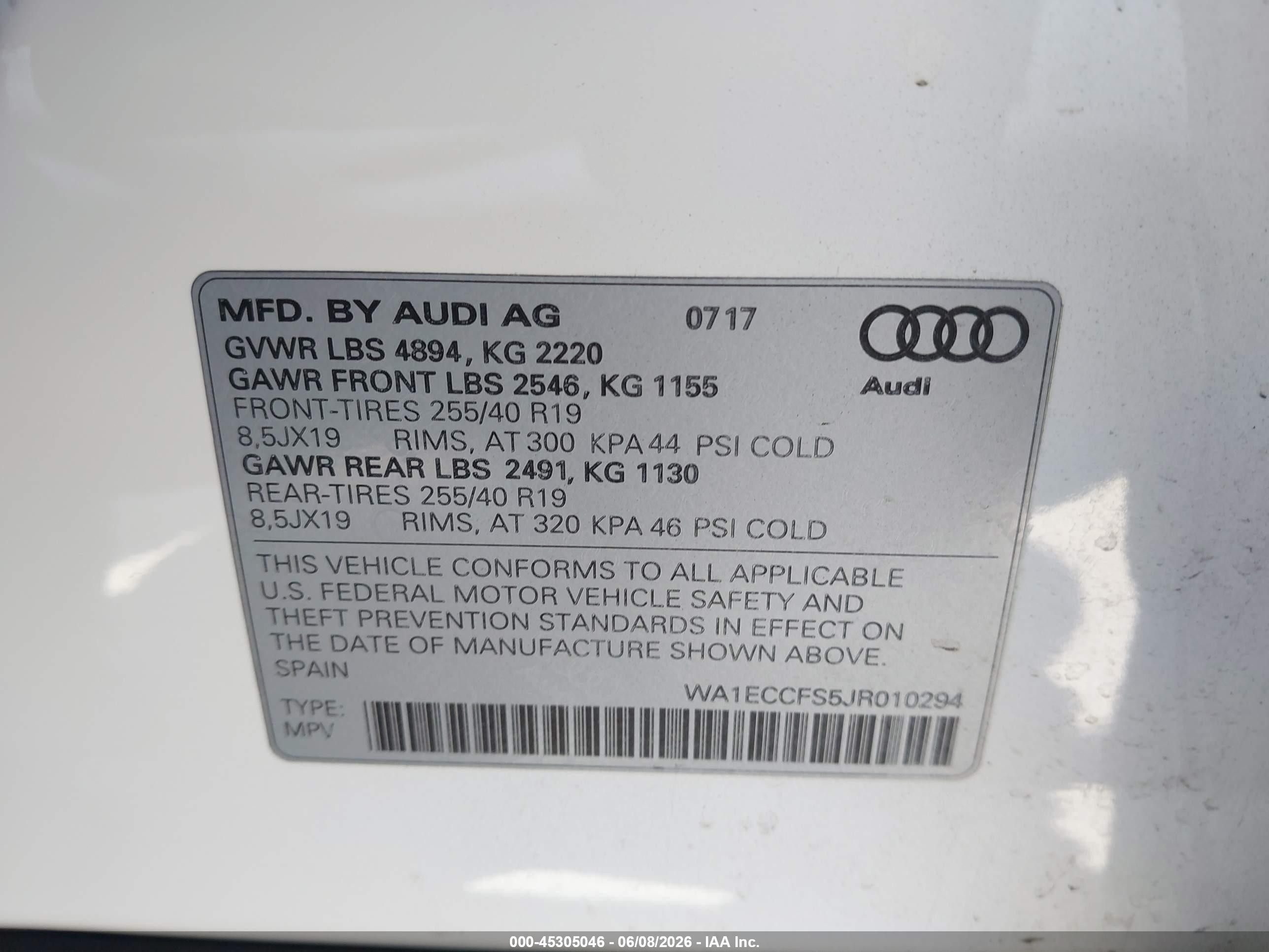 2018 Audi Q3 2.0t Premium/2.0t Sport Premium White vin: WA1ECCFS5JR010294