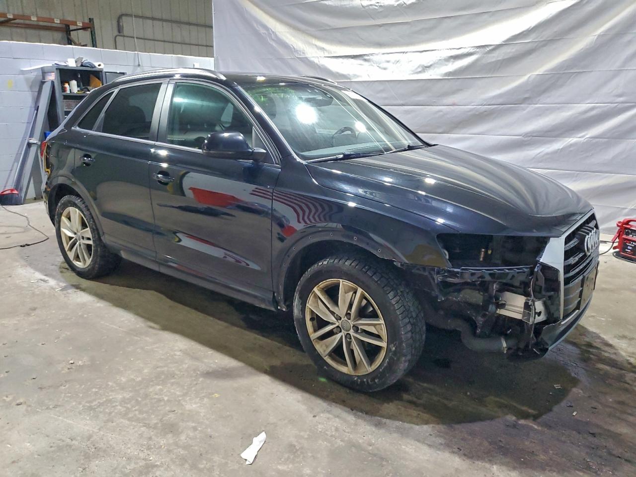 2017 Audi Q3 Premium Черный vin: WA1ECCFS6HR005731