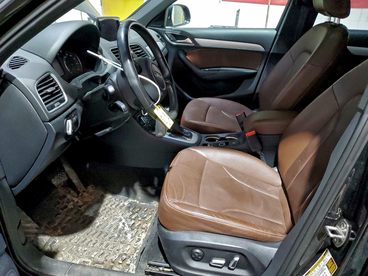2017 Audi Q3 Premium Черный vin: WA1ECCFS6HR005731