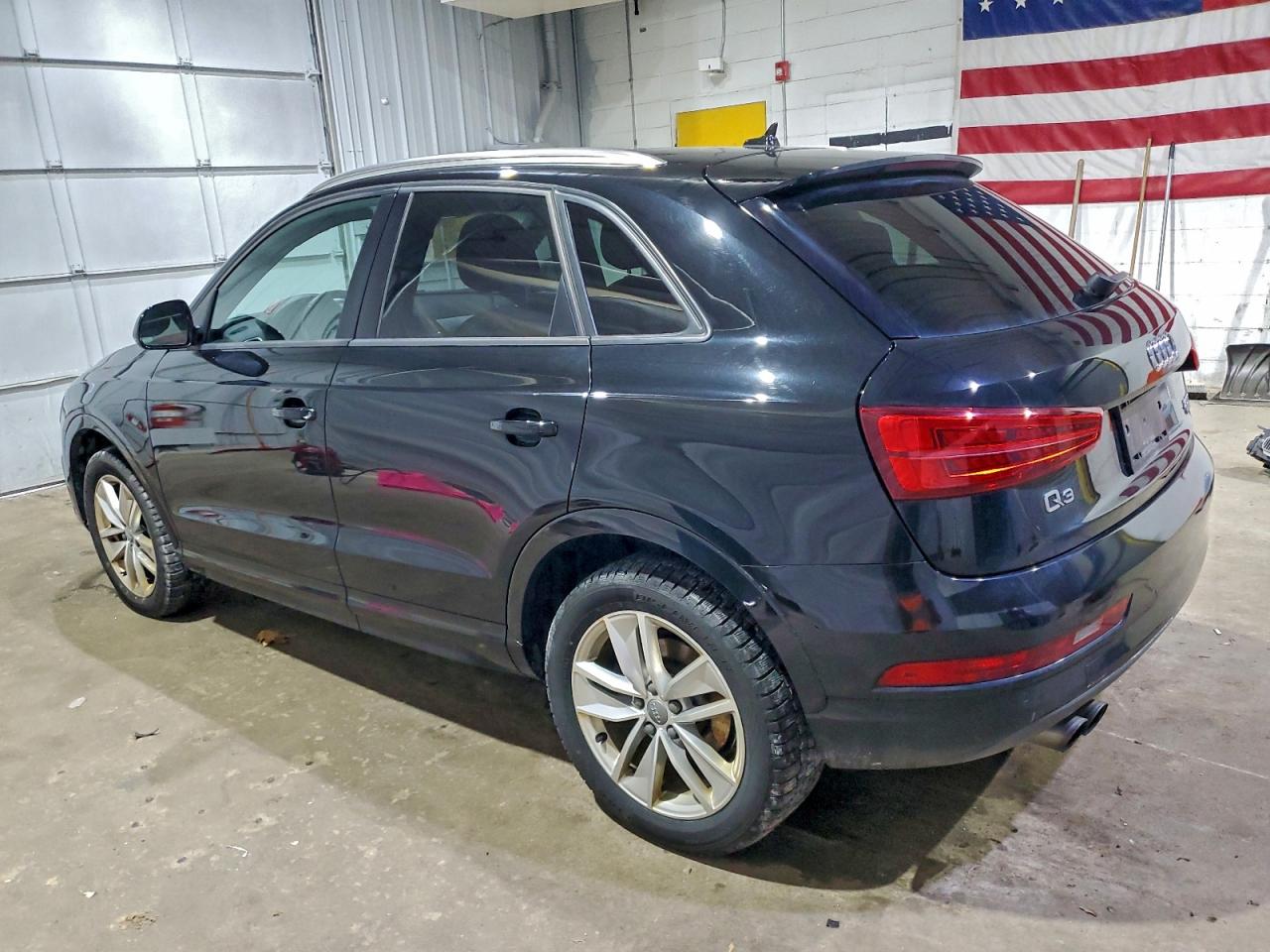 2017 Audi Q3 Premium Черный vin: WA1ECCFS6HR005731