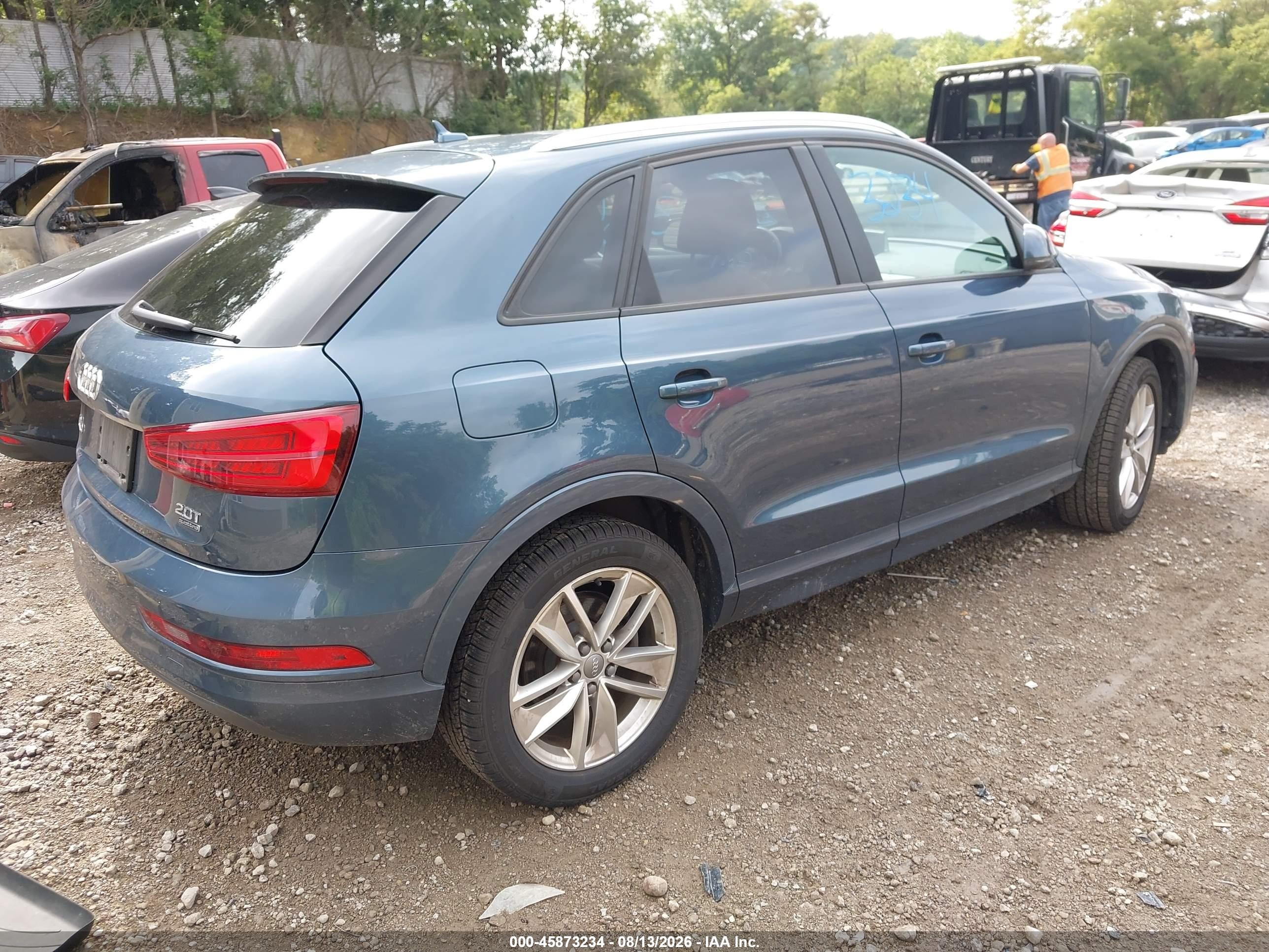 2017 Audi Q3 2.0t Premium Blue vin: WA1ECCFS6HR006202