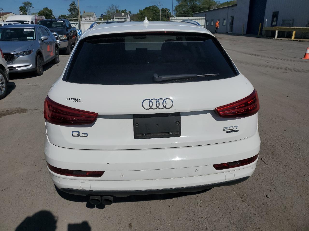 2018 Audi Q3 Premium White vin: WA1ECCFS7JR022494