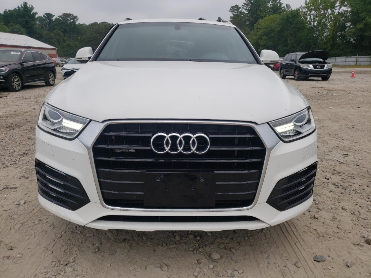 2018 Audi Q3 Premium Белый vin: WA1ECCFSXJR026670