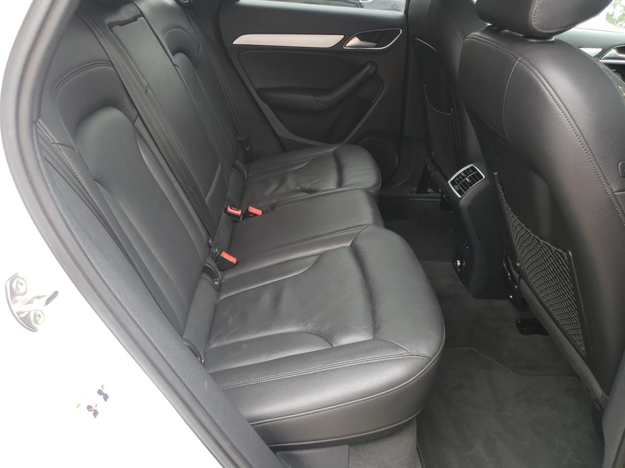 2018 Audi Q3 Premium Белый vin: WA1ECCFSXJR026670
