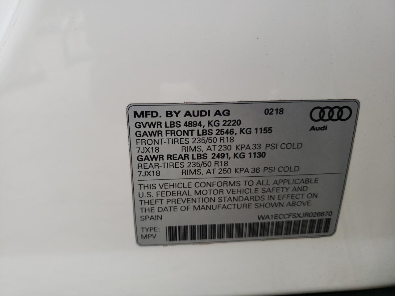2018 Audi Q3 Premium Белый vin: WA1ECCFSXJR026670
