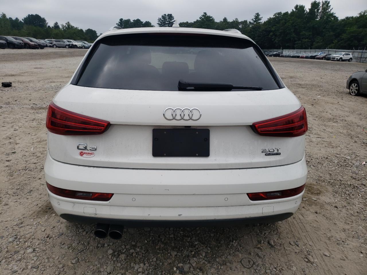 2018 Audi Q3 Premium Белый vin: WA1ECCFSXJR026670