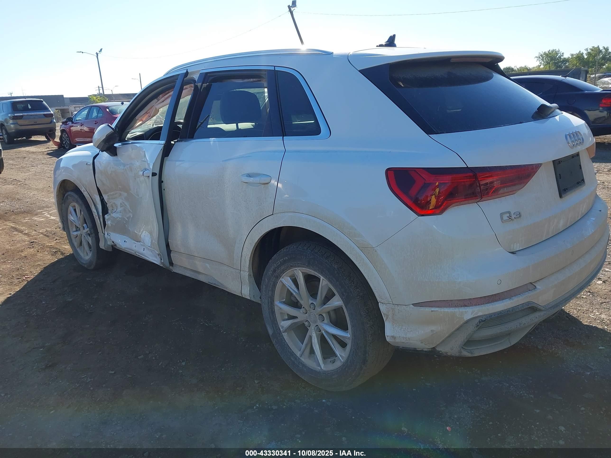 2022 Audi Q3 Premium Plus 45 Tfsi S Line Quattro Tiptronic White vin: WA1EECF30N1005513
